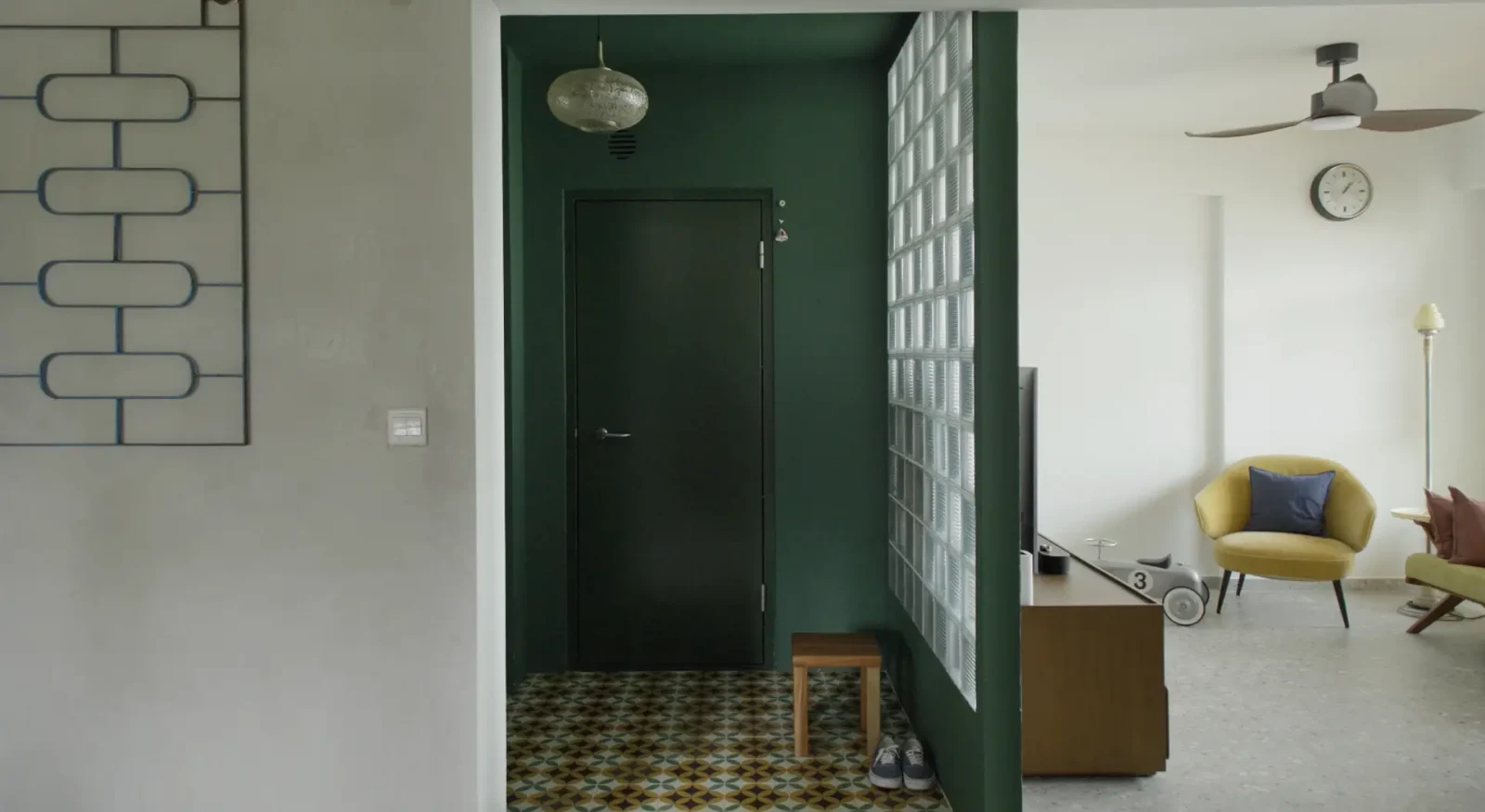 Inside A 4 Room BTO HDB Decorated With Vintage Pieces 2