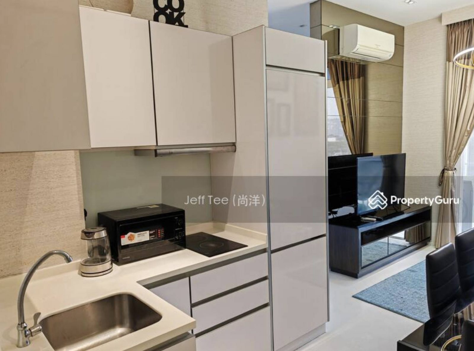 Suites @ Topaz 6