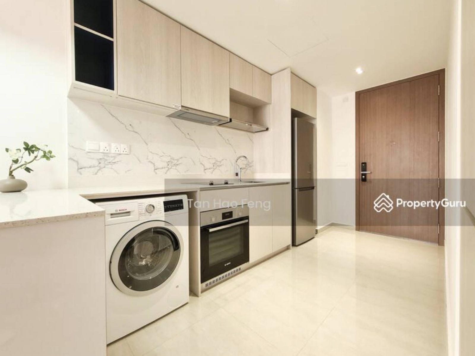 Whistler Grand 8
