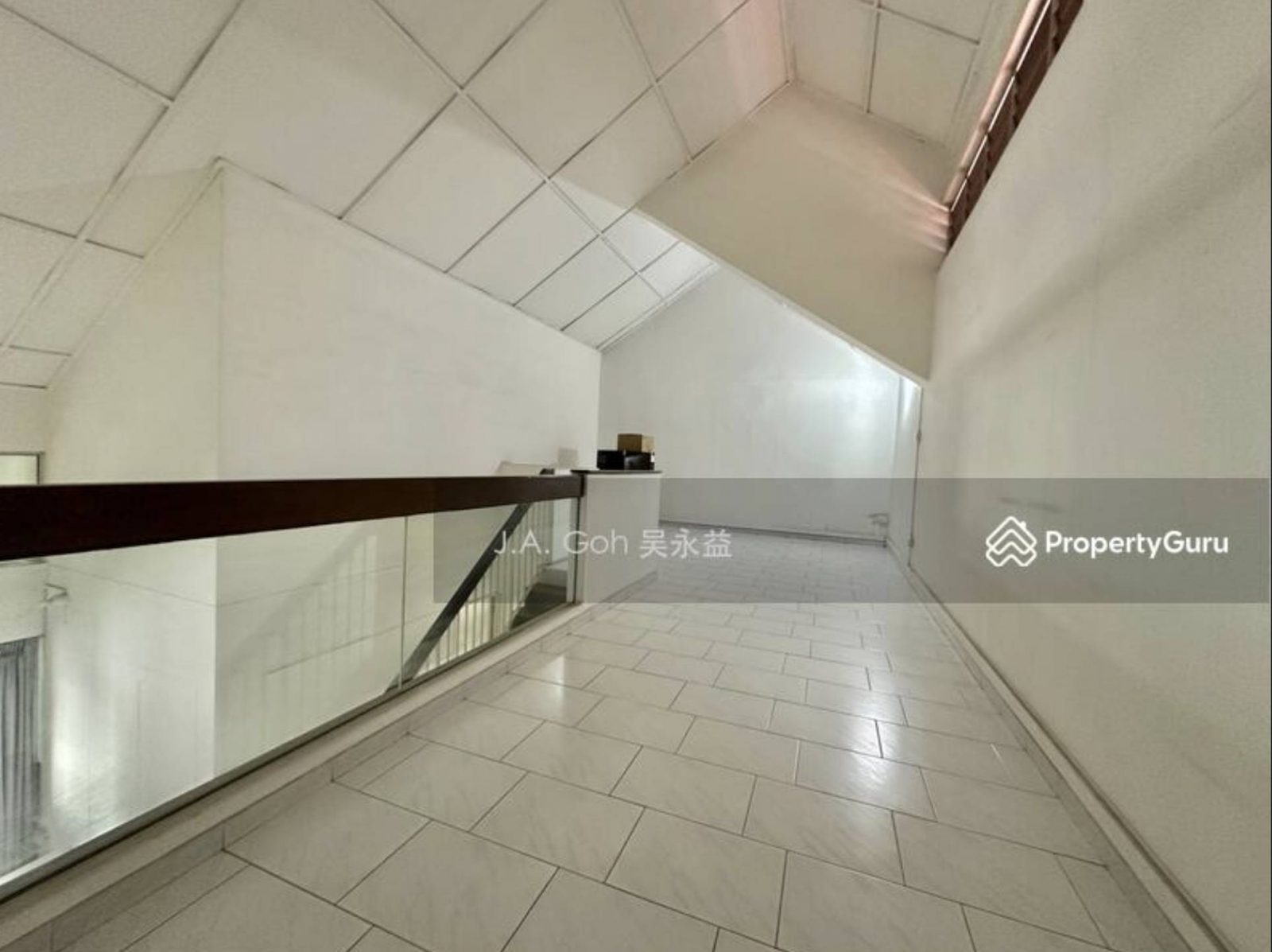 449 Sin Ming Avenue 4