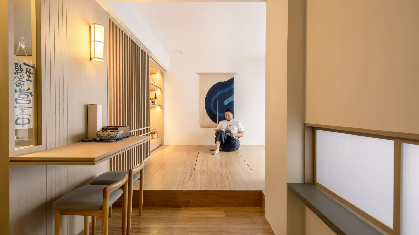 How A Chef Crafted His 710 Sqft Home With Rural & Modern Japanese Influences