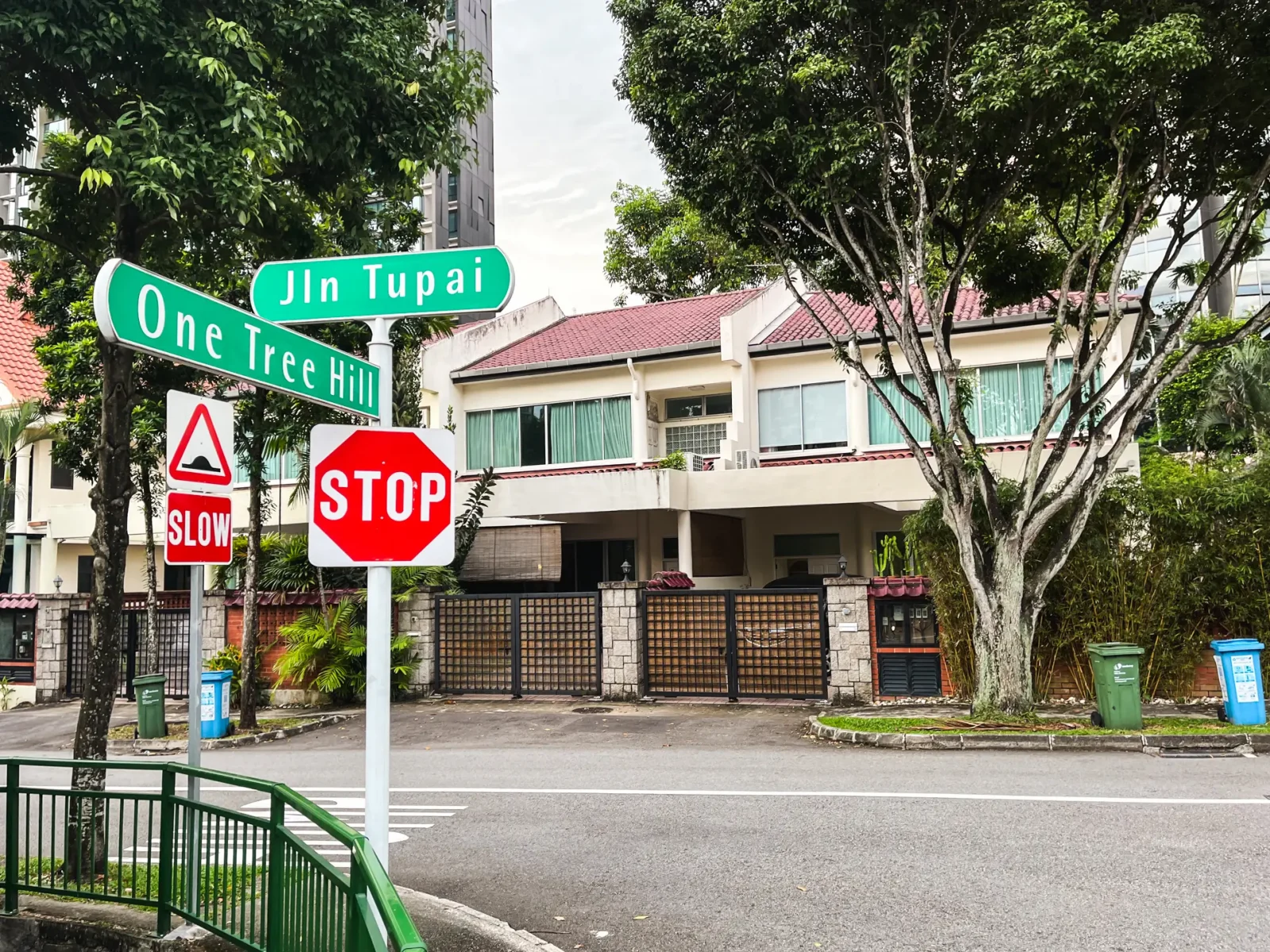 What It’s Like To Live In A Prestigious Landed Estate Near Orchard: Touring One Tree Hill With Prices From $8.2m