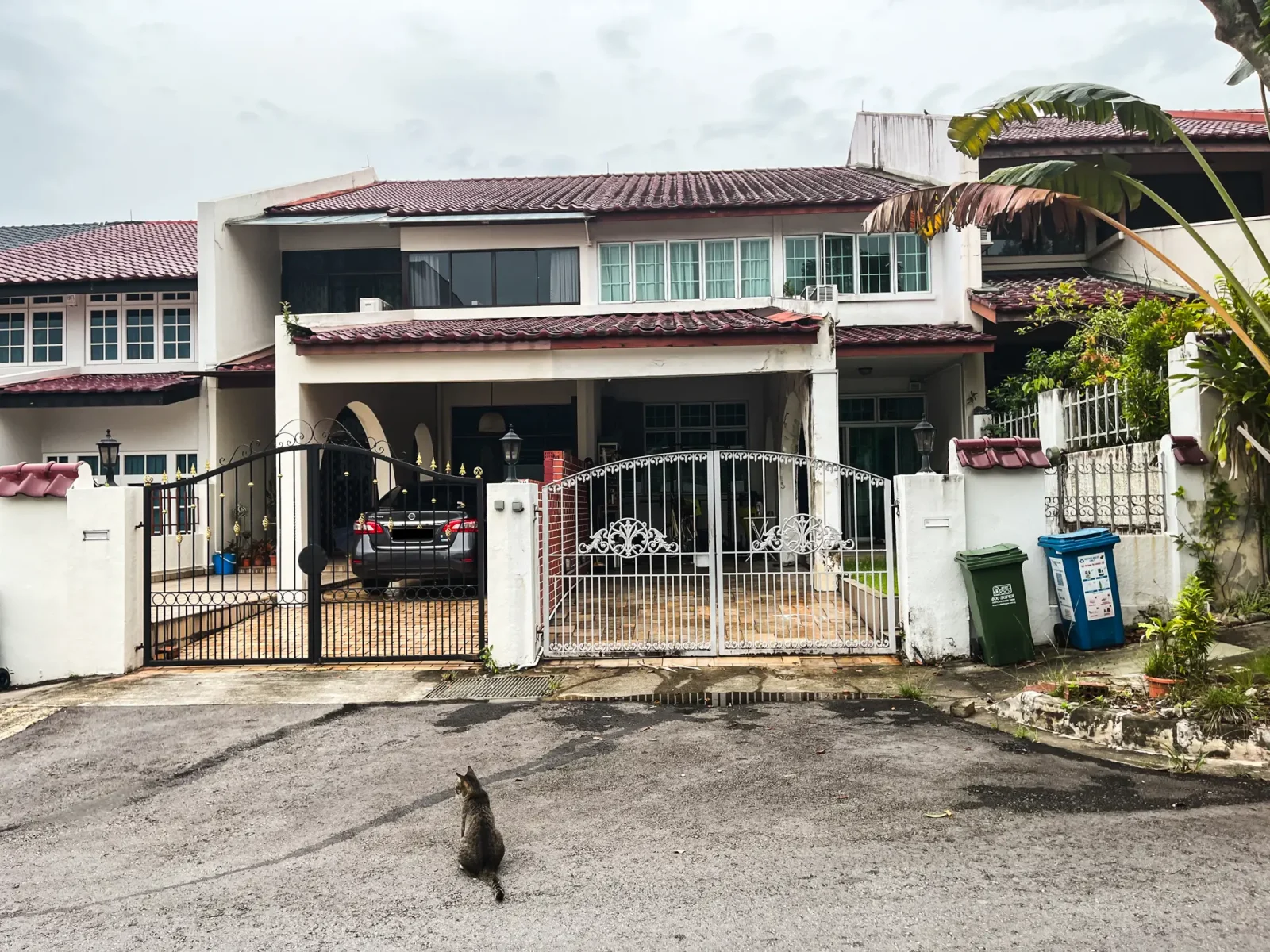 A Tour Of More Affordable Freehold Landed Houses In Ang Mo Kio: Close To Mayflower MRT From $3.38m