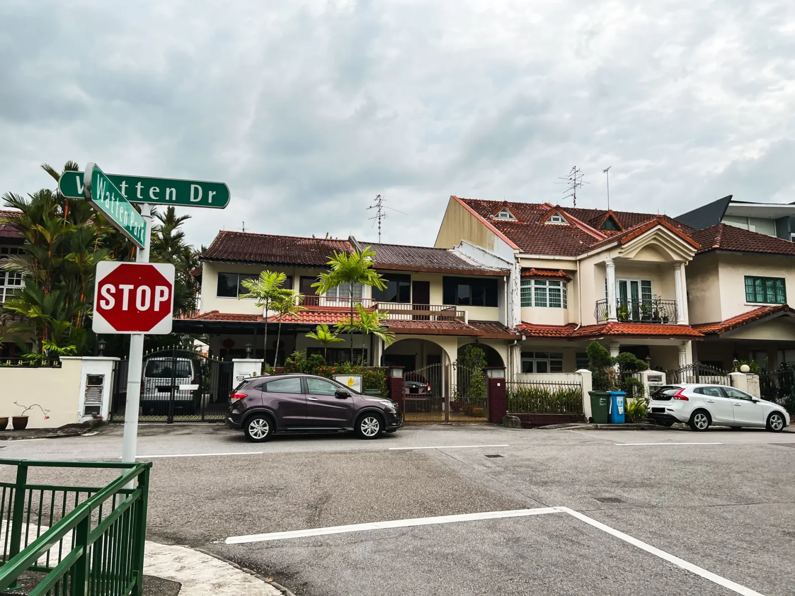 Touring A Freehold Landed Estate Close To 4 Famous Schools At Bukit Timah (From $5.08m)