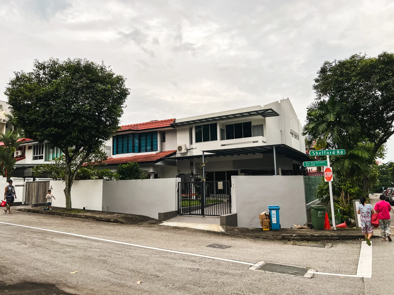 Touring A Convenient Freehold Landed Estate Near Good Schools And MRT In District 11