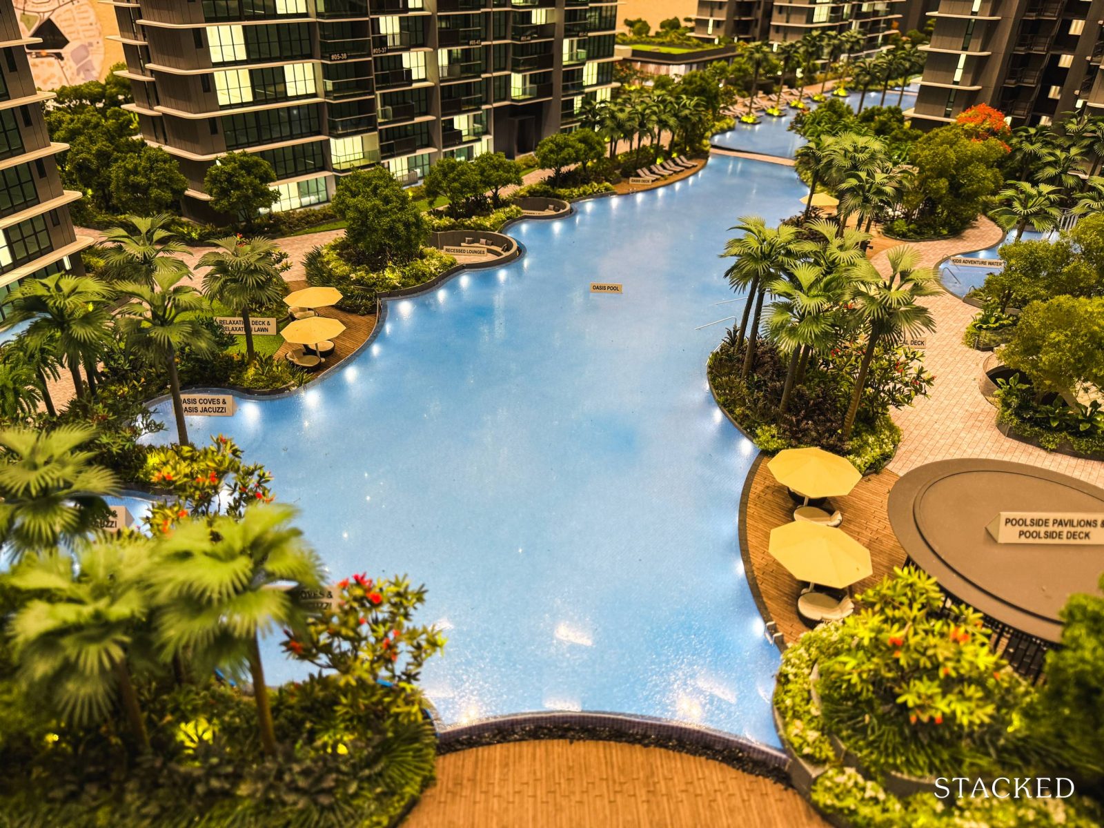 22. Chuan Park Model Pool 4