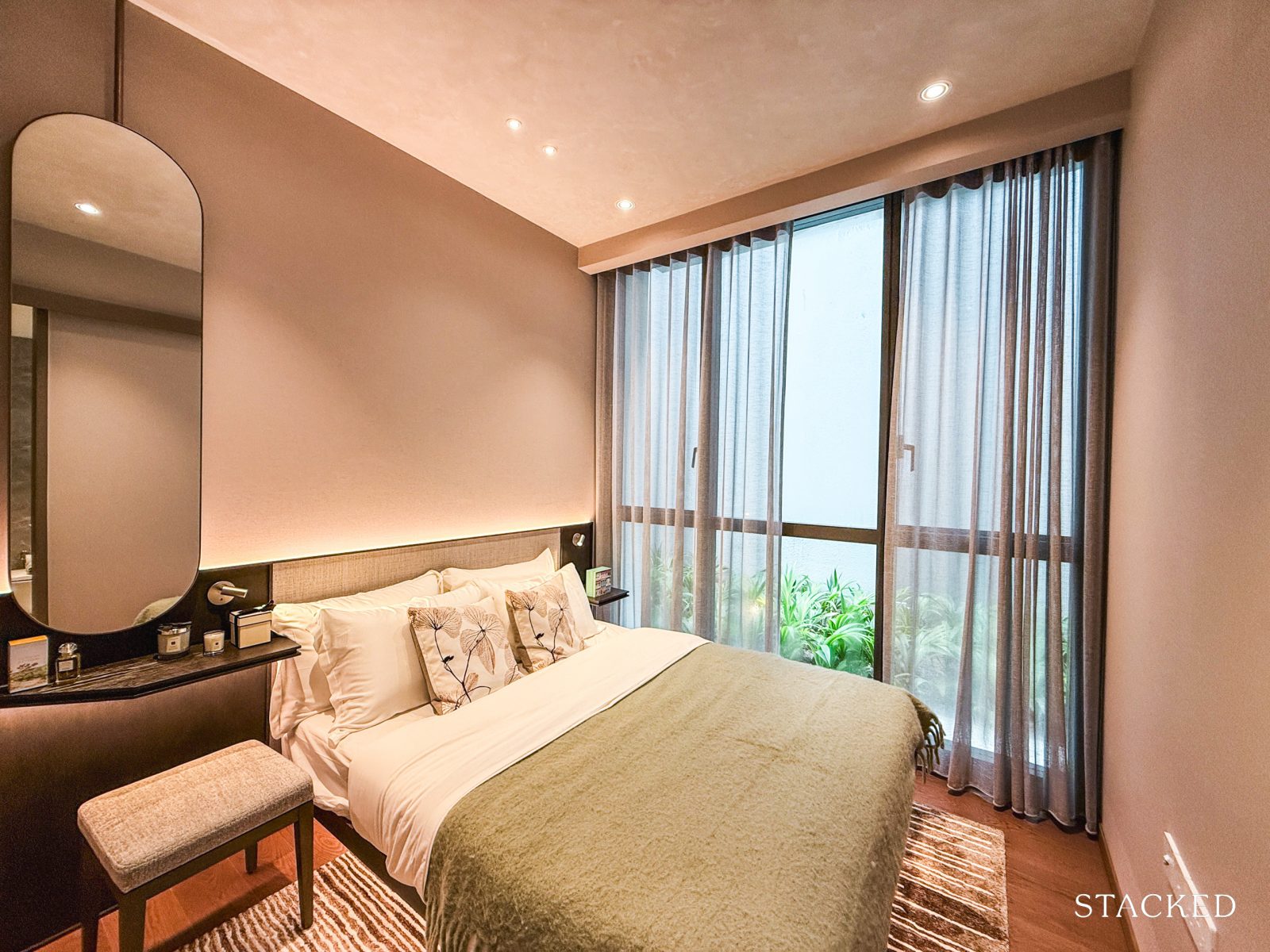 91. Emerald of Katong 5 Bedroom (Type E3L) common bedroom