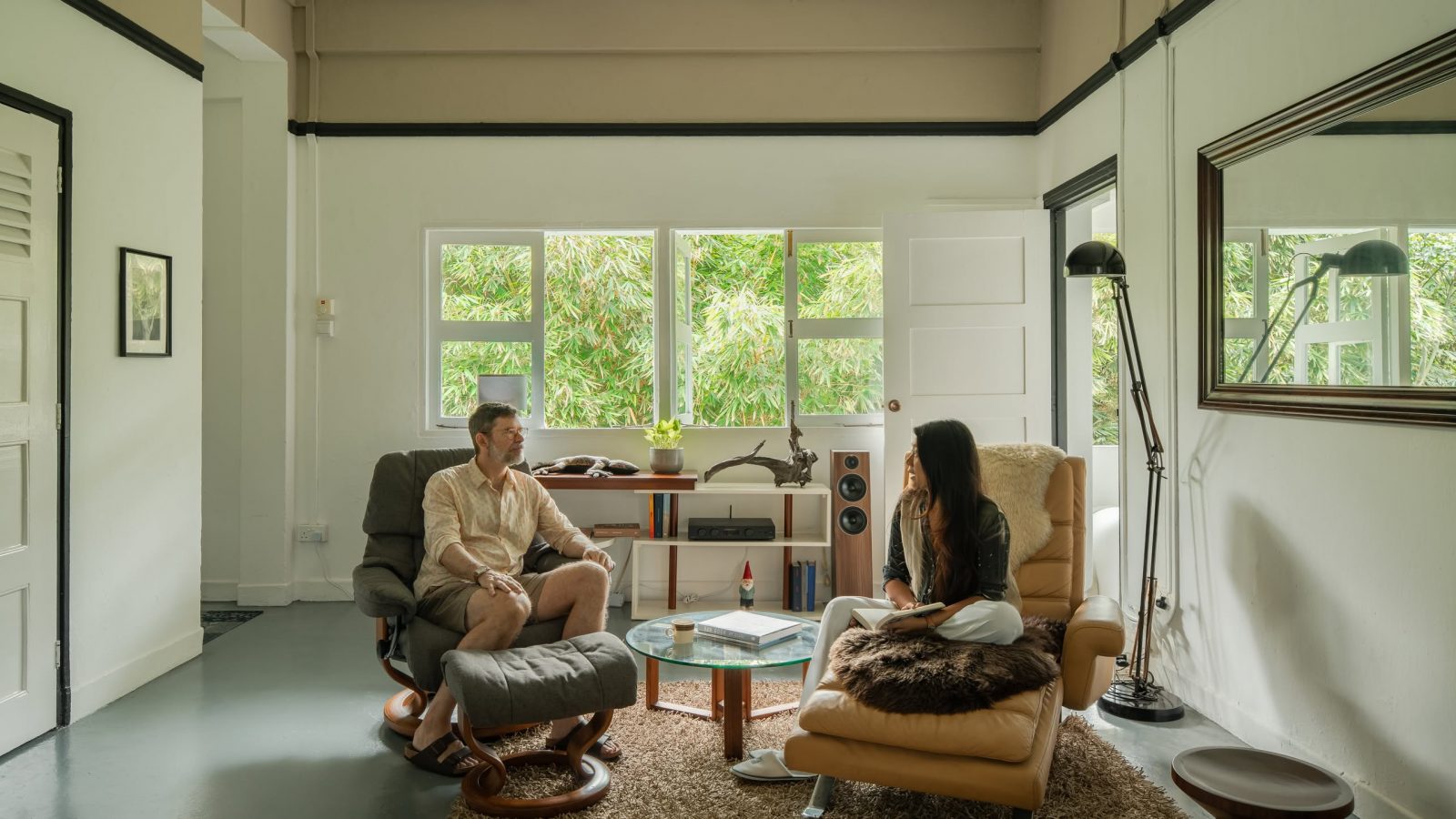 Inside A 1930s Walk Up Apartment In The Middle Of Nature 4