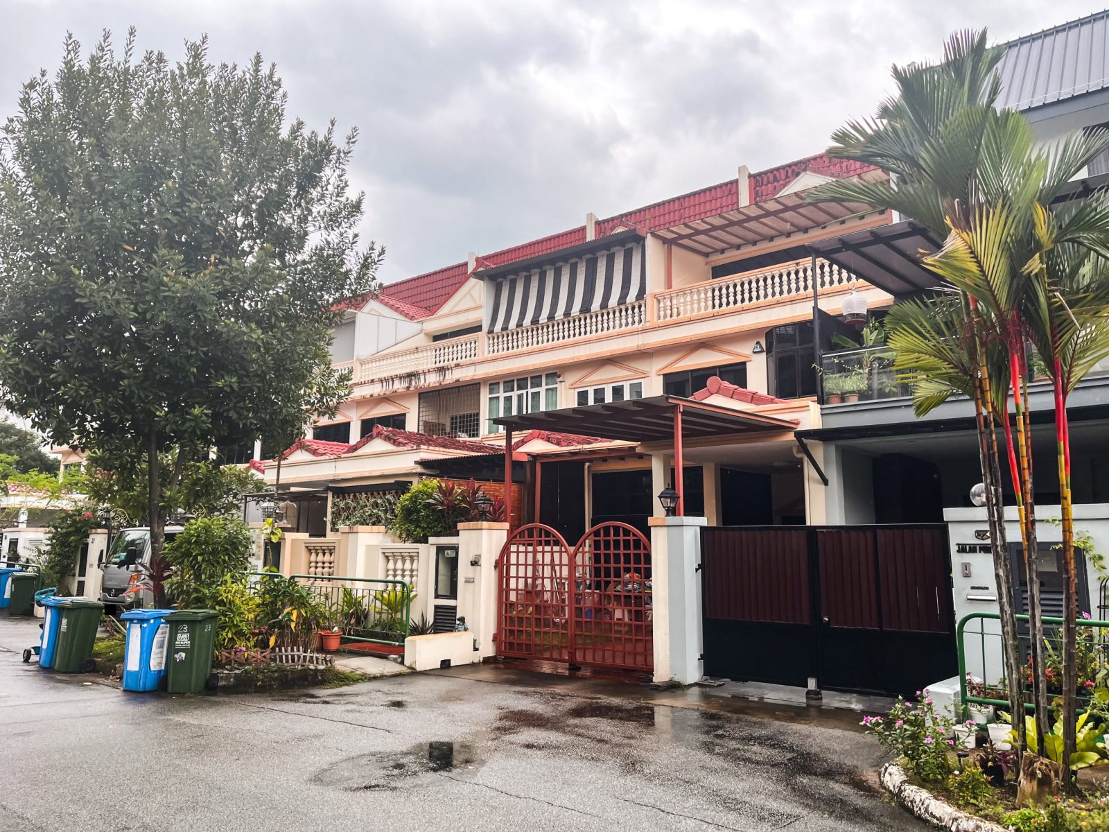 Touring A Little-Known Affordable Landed Estate Near Bedok Reservoir (From $2.85m)