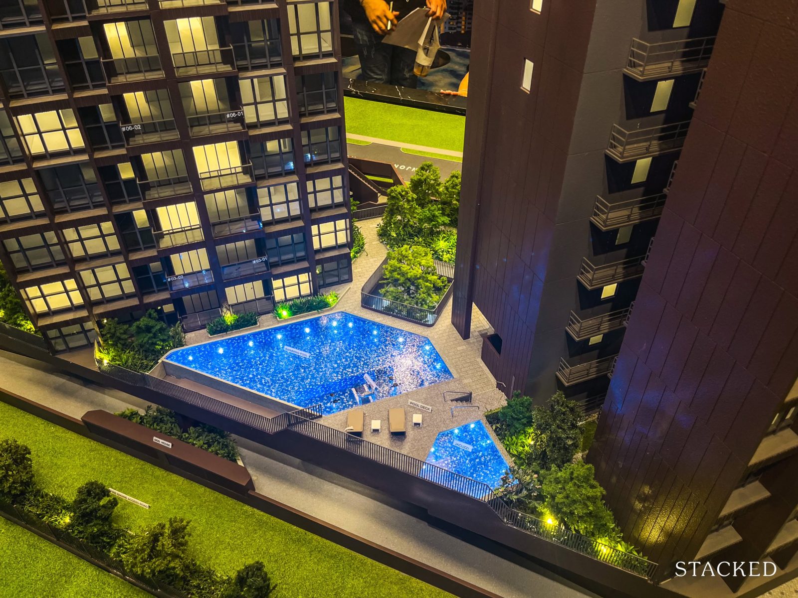 Arina East Residences Model Pool 1