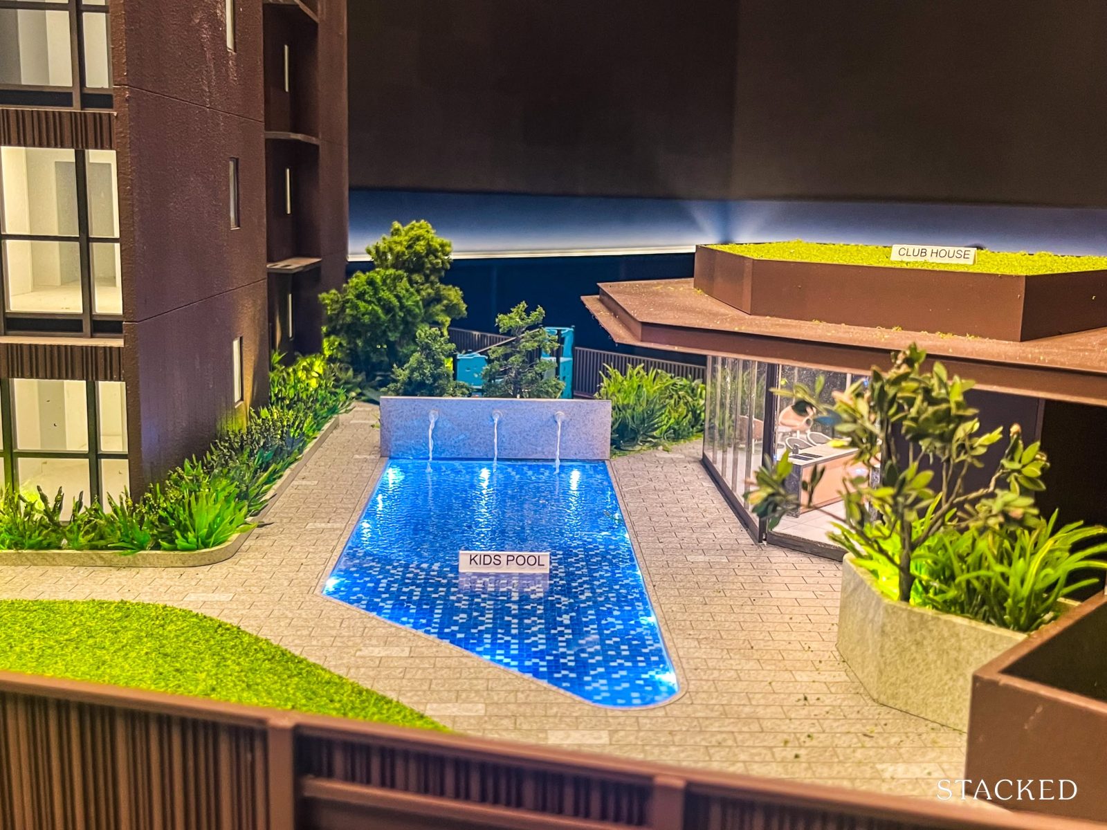 Arina East Residences Model Pool 5