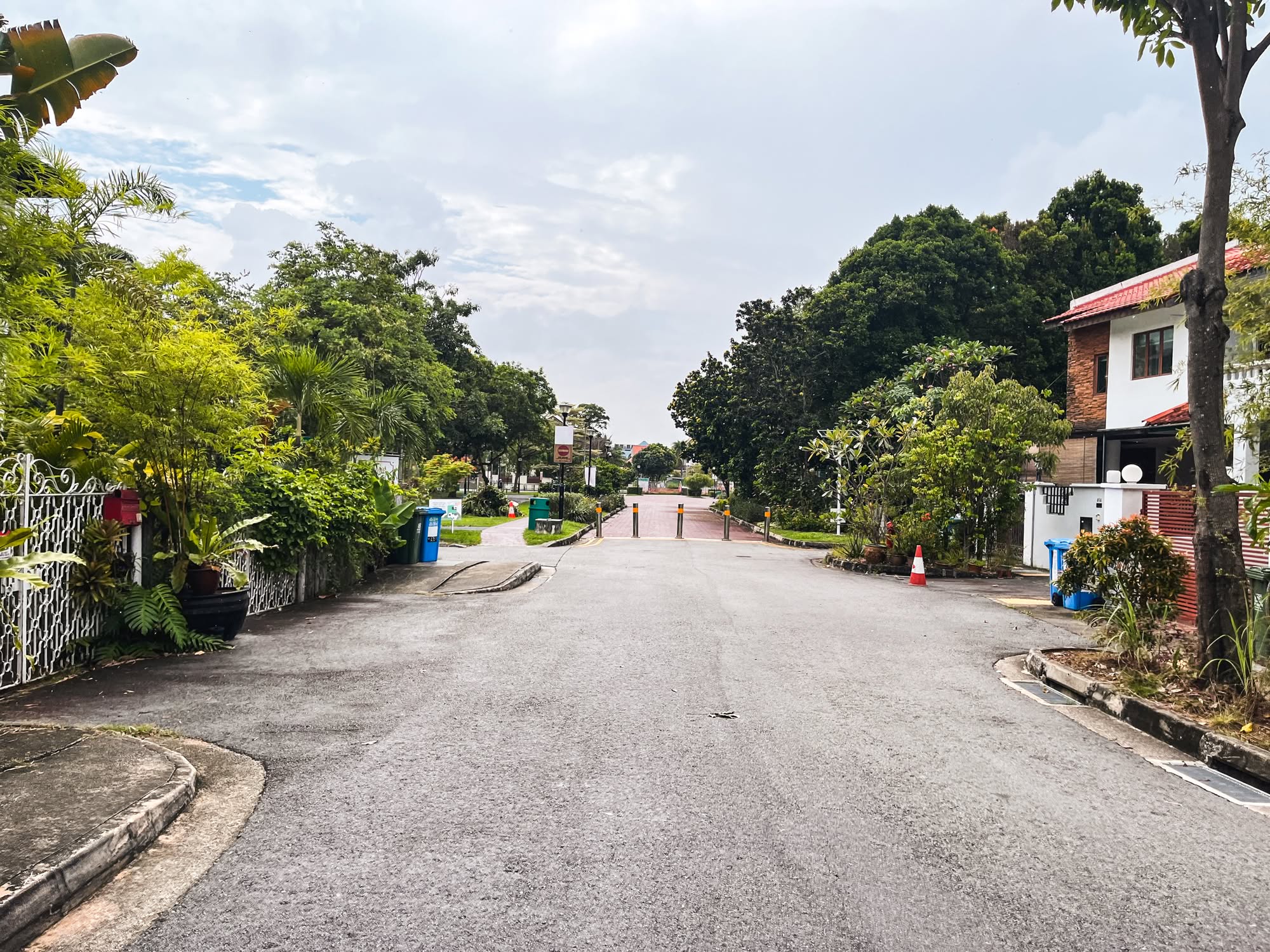 Joo Chiat Place 6975