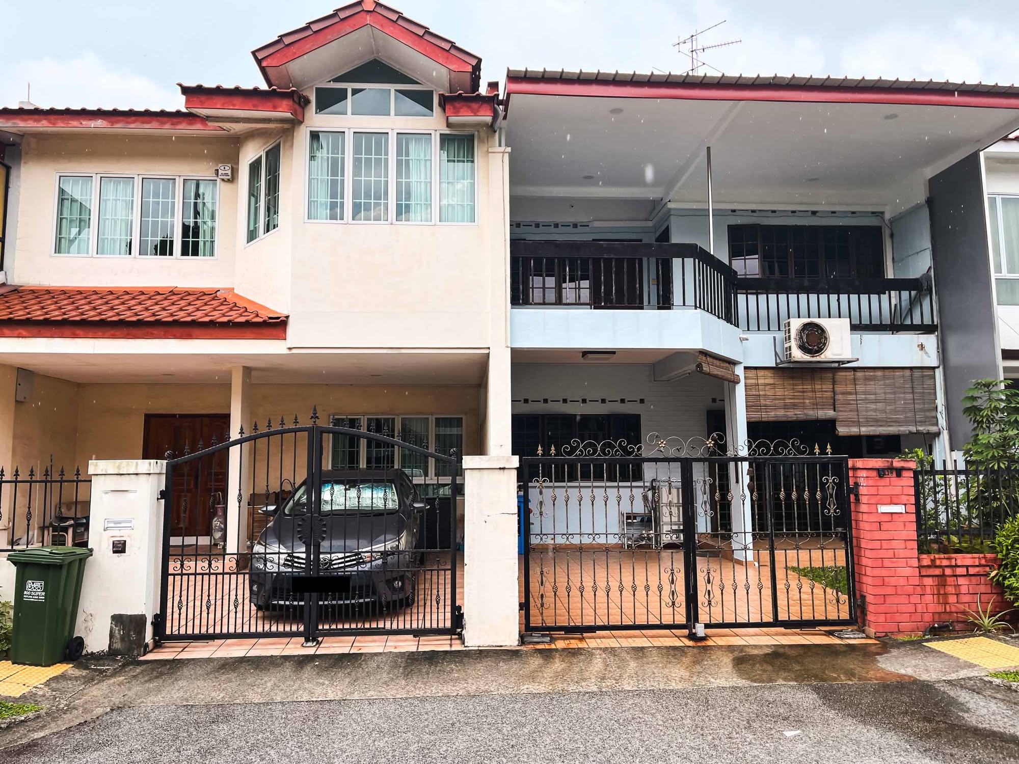 Joo Chiat Place 6956