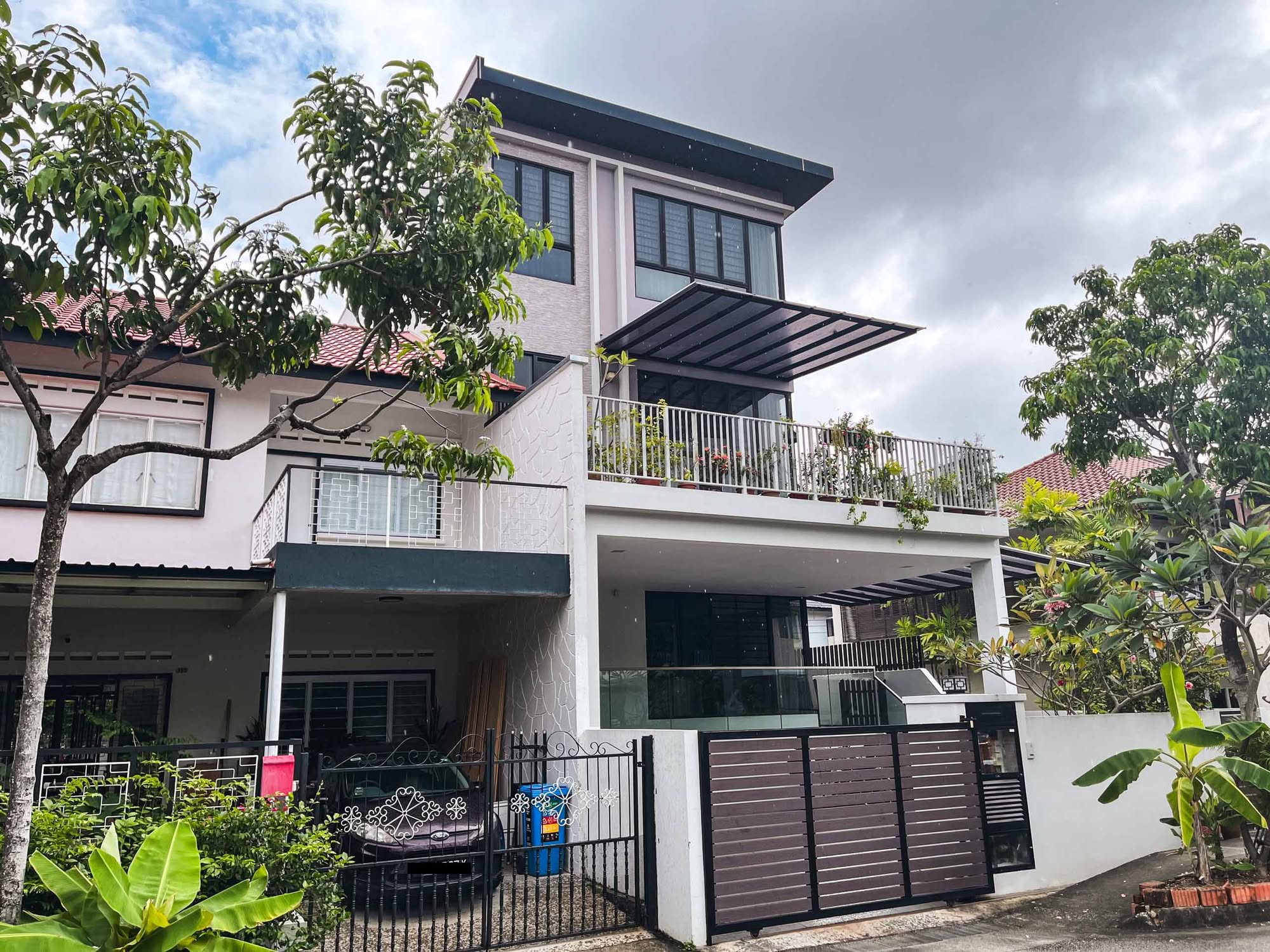 Joo Chiat Place 6953