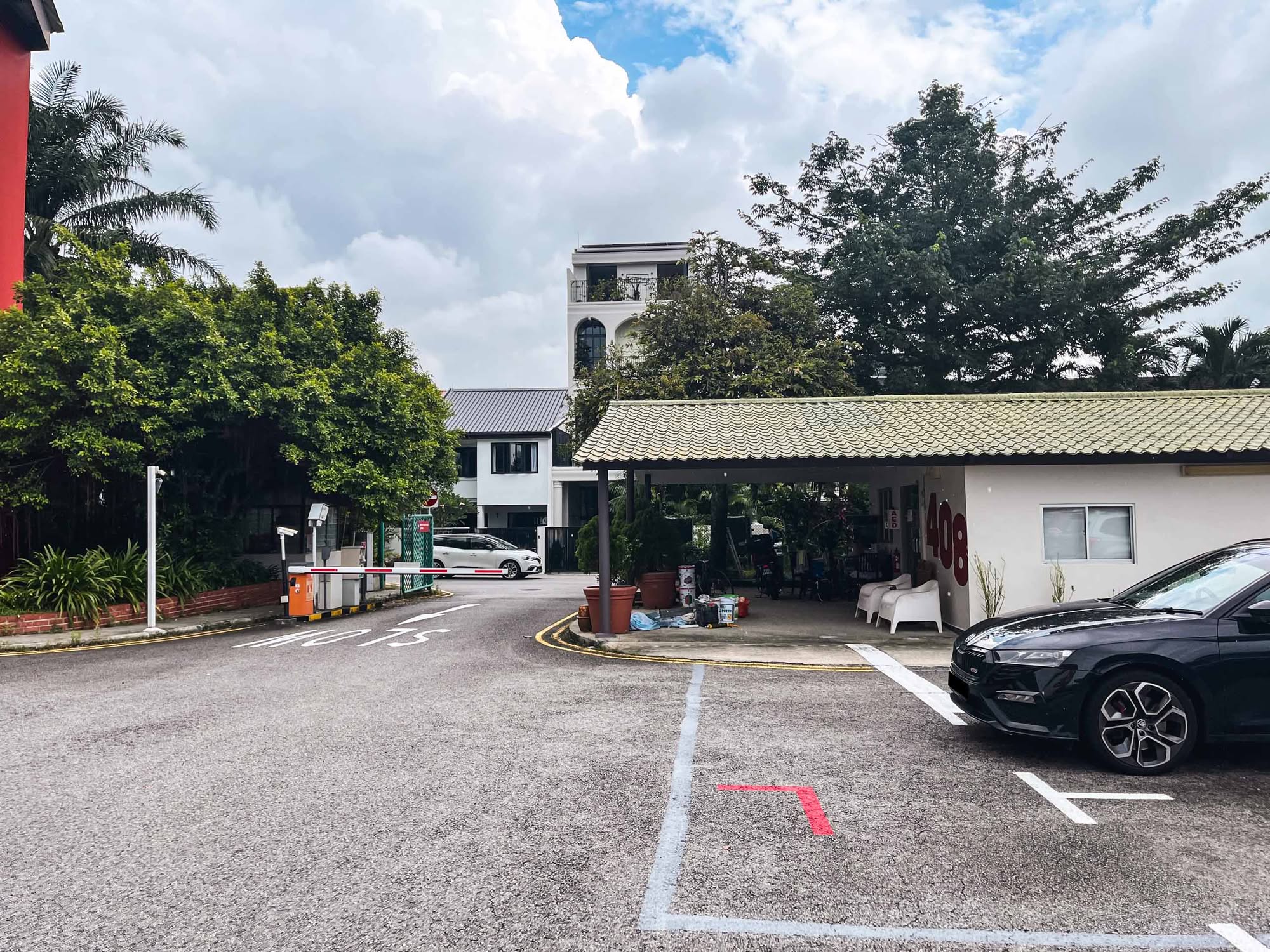 Joo Chiat Place 6940
