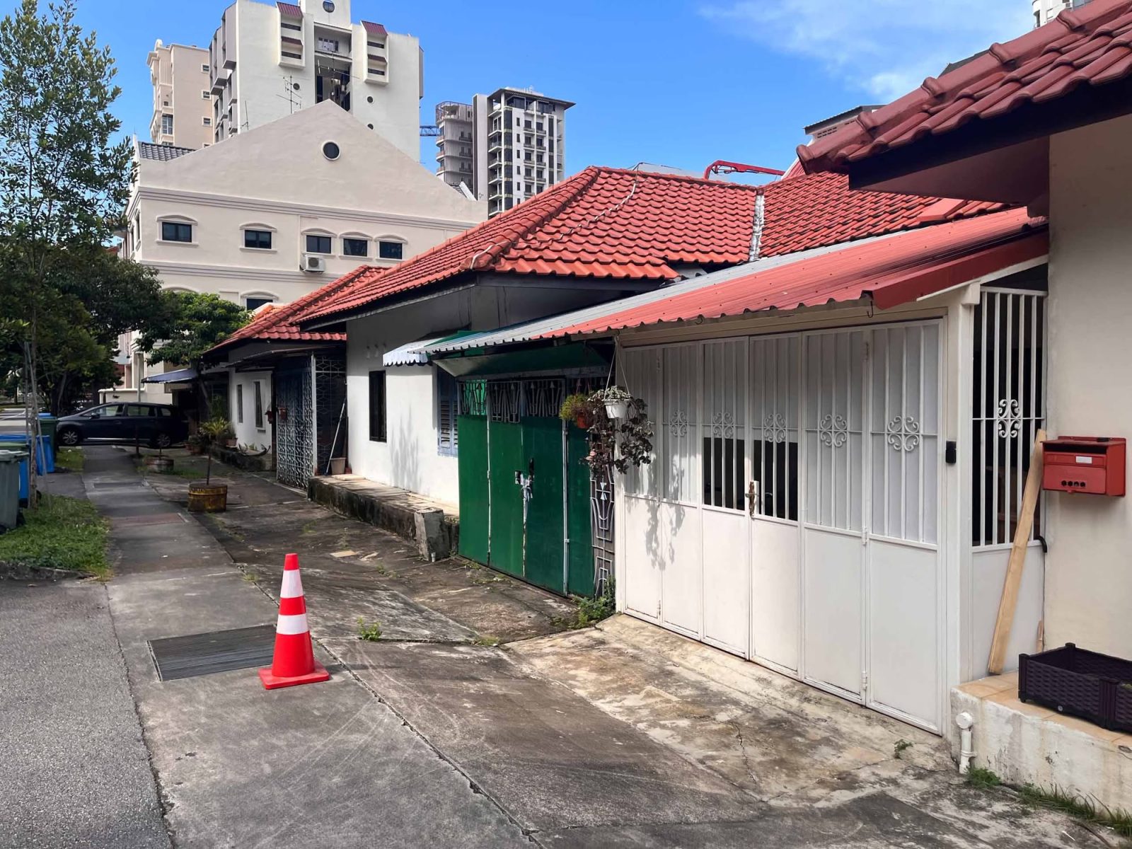 We Tour Affordable Freehold Landed Homes In Balestier From $3.4m (From Jalan Ampas To Boon Teck Road)
