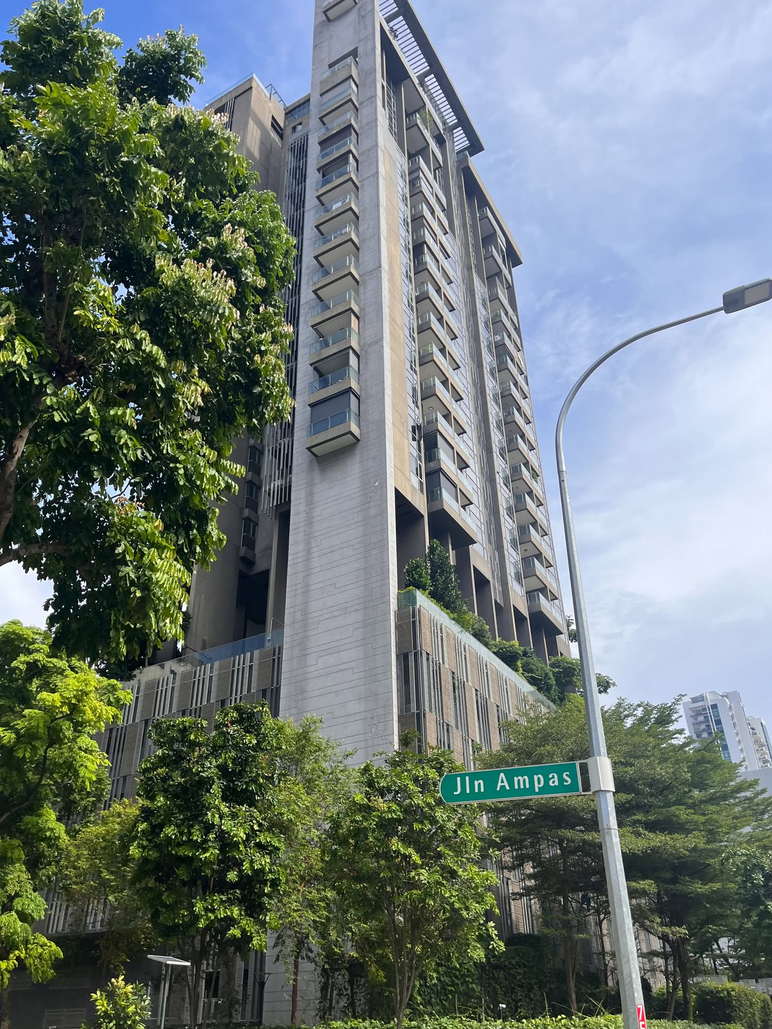 Balestier 4129