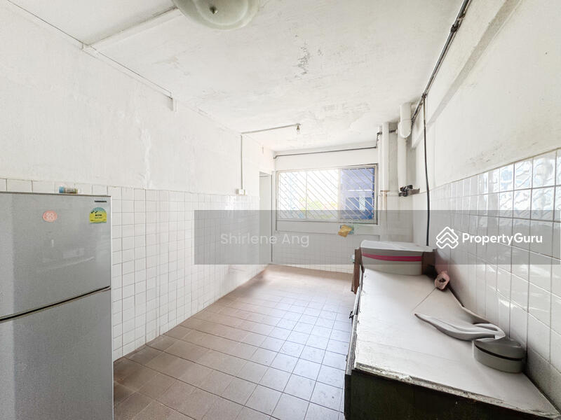 325 Bukit Batok Street 33 2