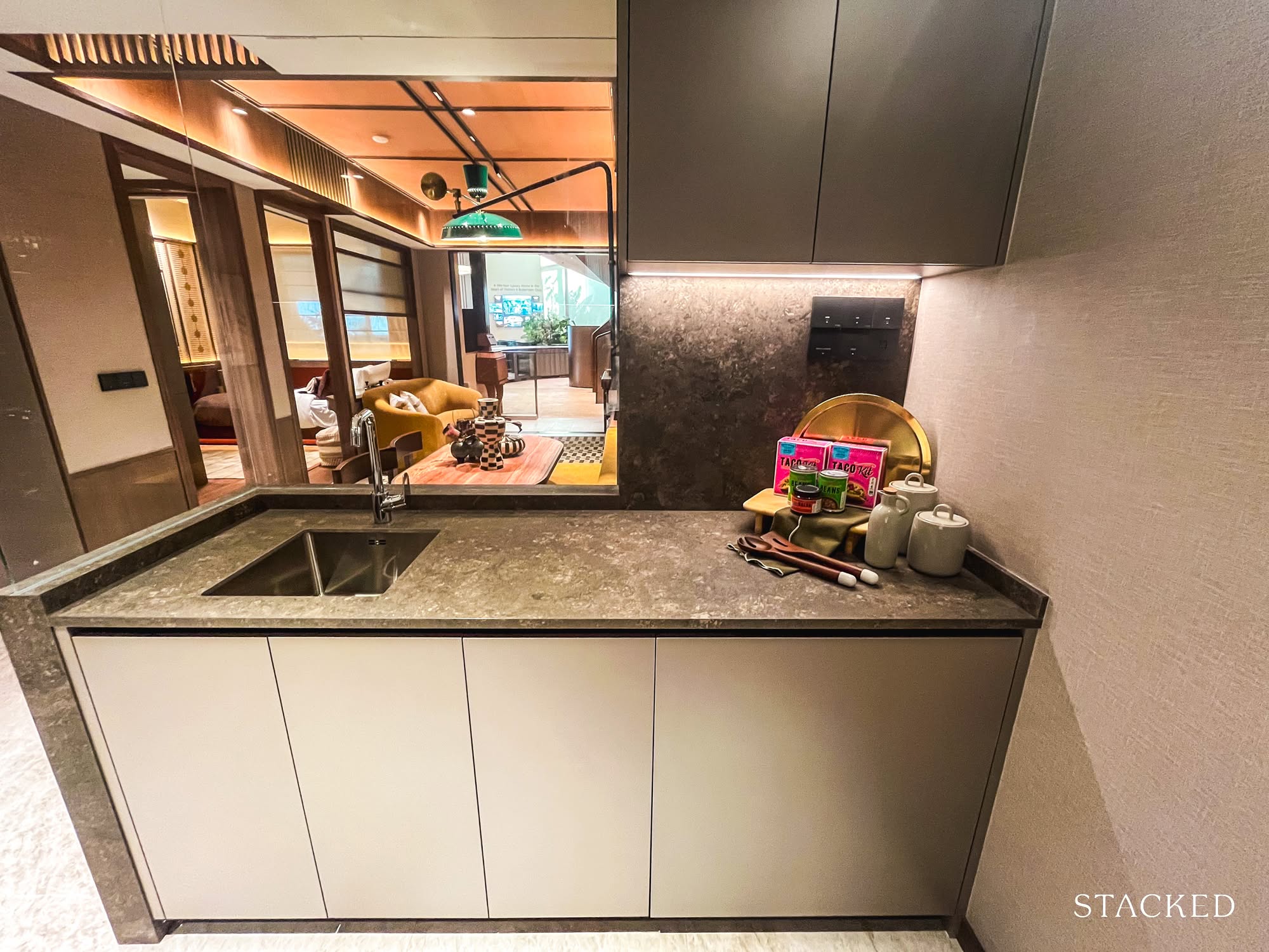 The Robertson Opus 2 Bed + Study 54