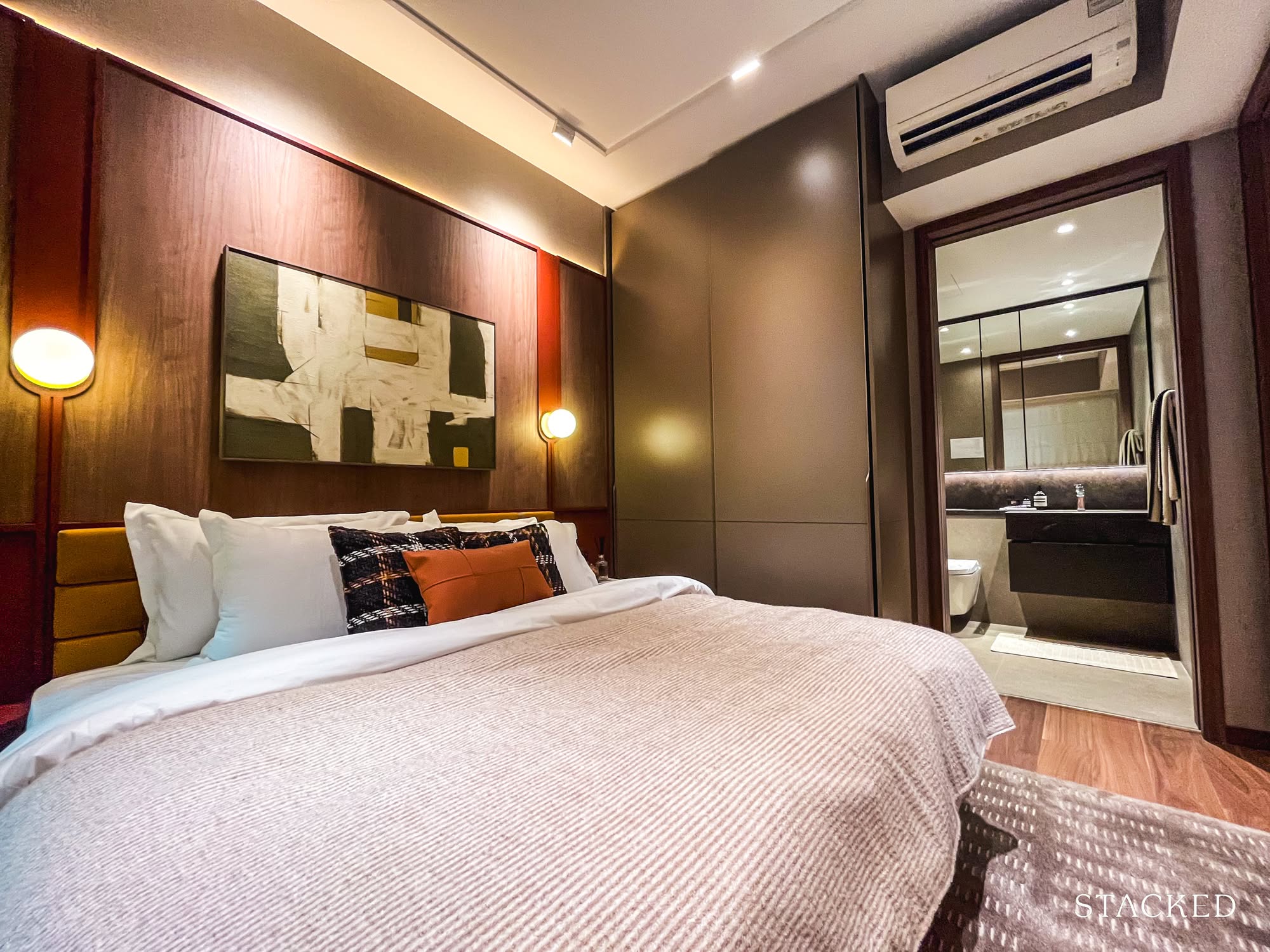 The Robertson Opus 2 Bed + Study 62