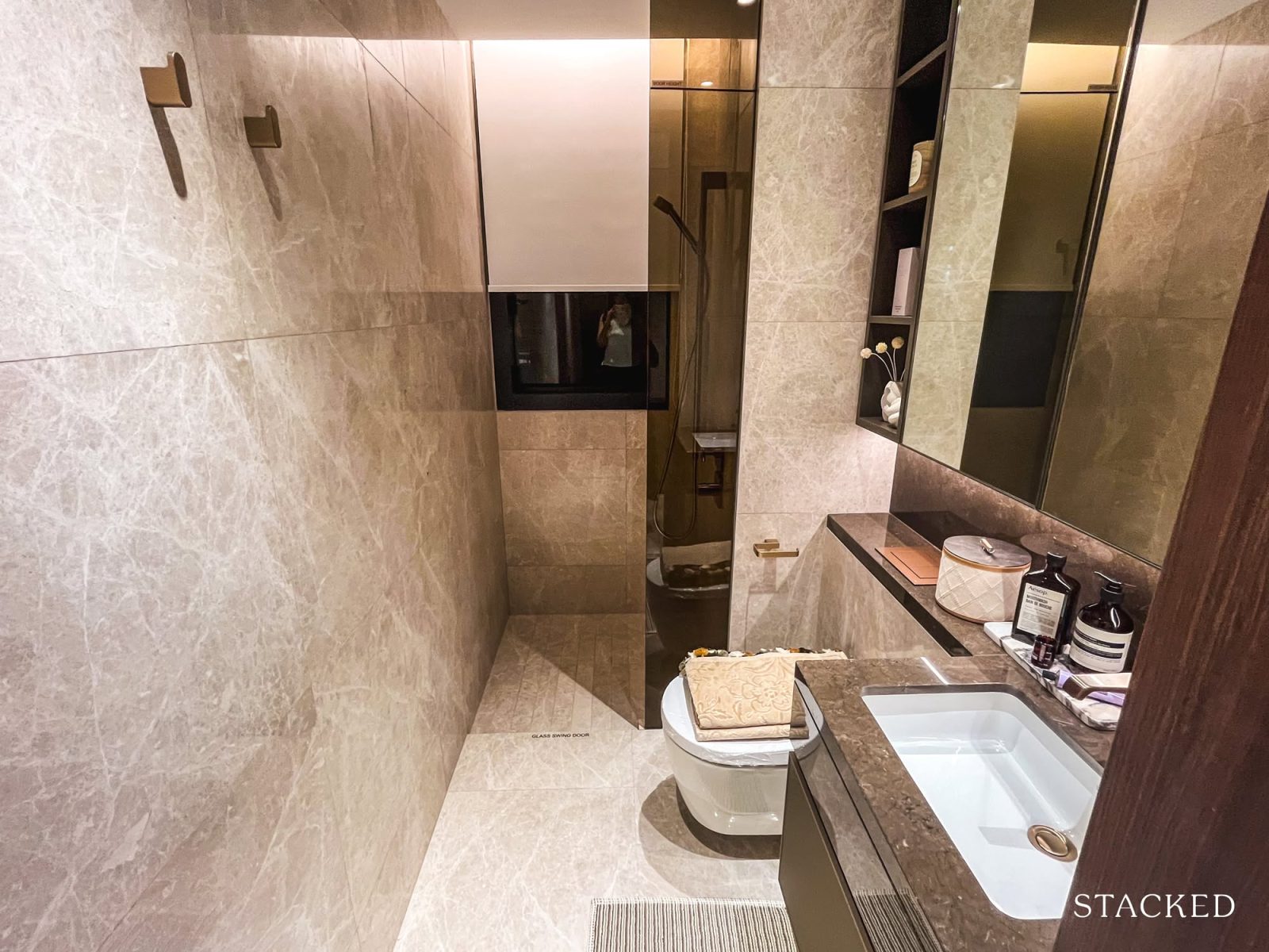 The Robertson Opus 3 Bedroom Premium 52