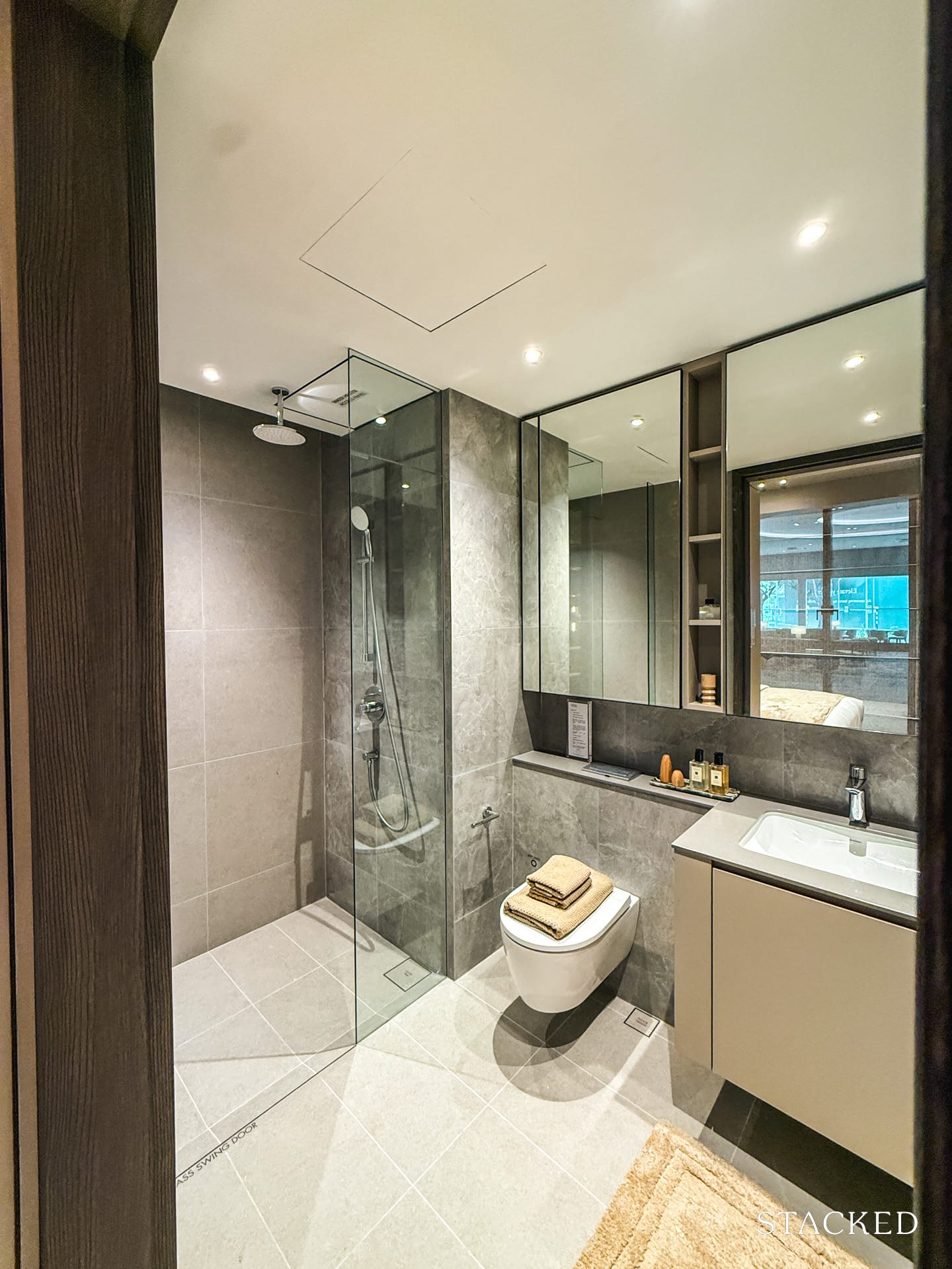 Canberra Crescent Review 2 Bedroom Unit Showflat 13