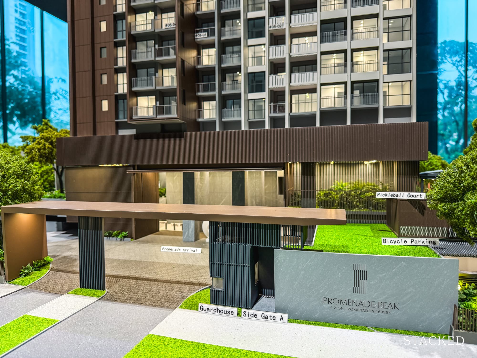Promenade Peak Model Facilities 21