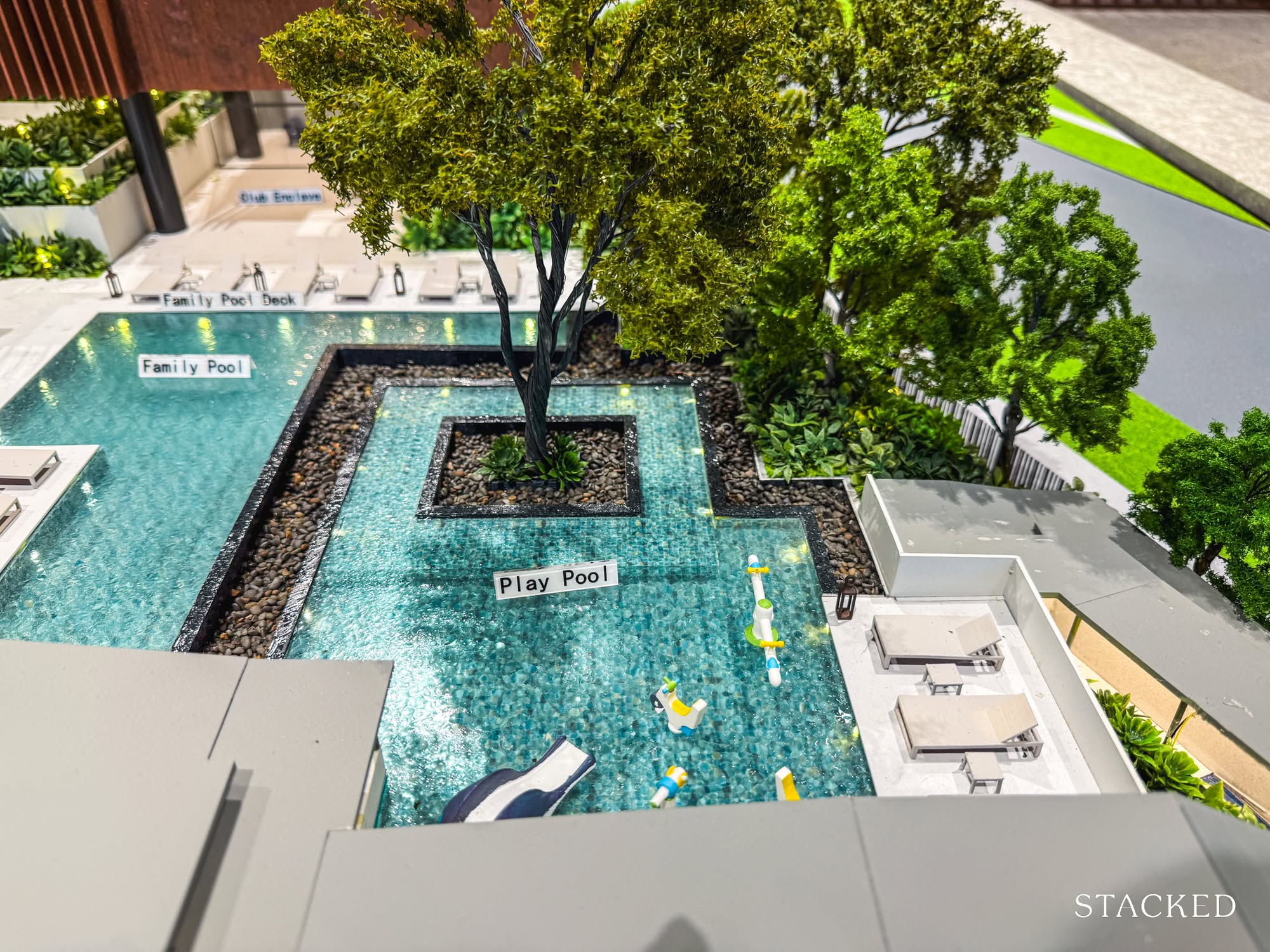 Promenade Peak Model Facilities 15