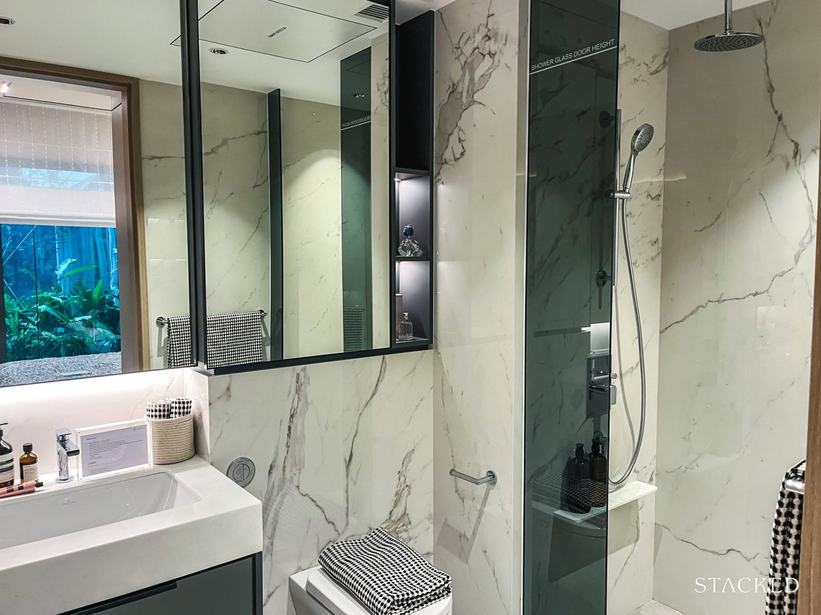 River Green 2 Bedroom Premium 42