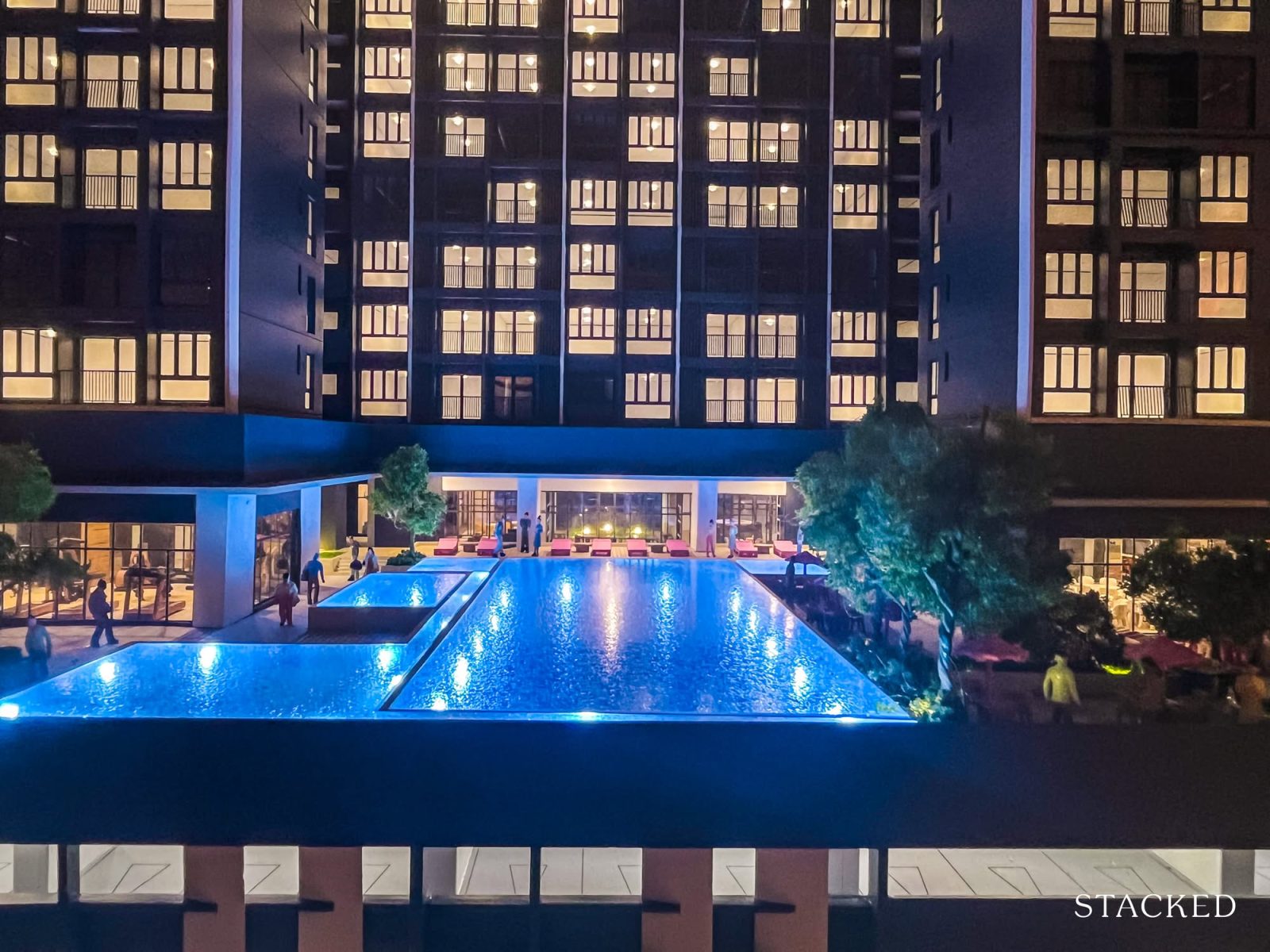 Summer Suites Model 27