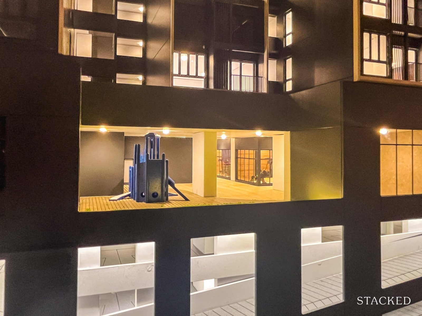 Summer Suites Model 39