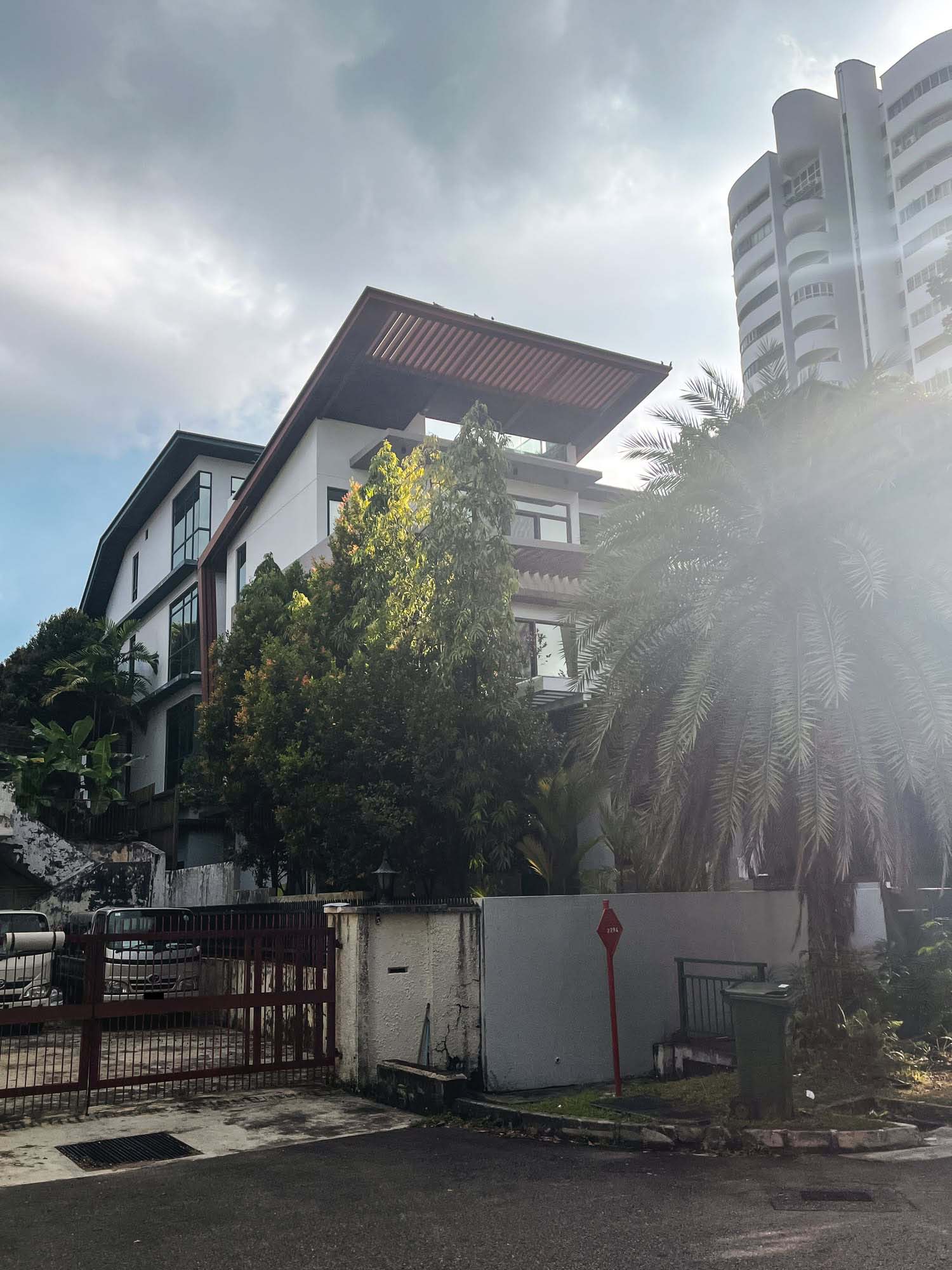 Bukit Teresa 6132