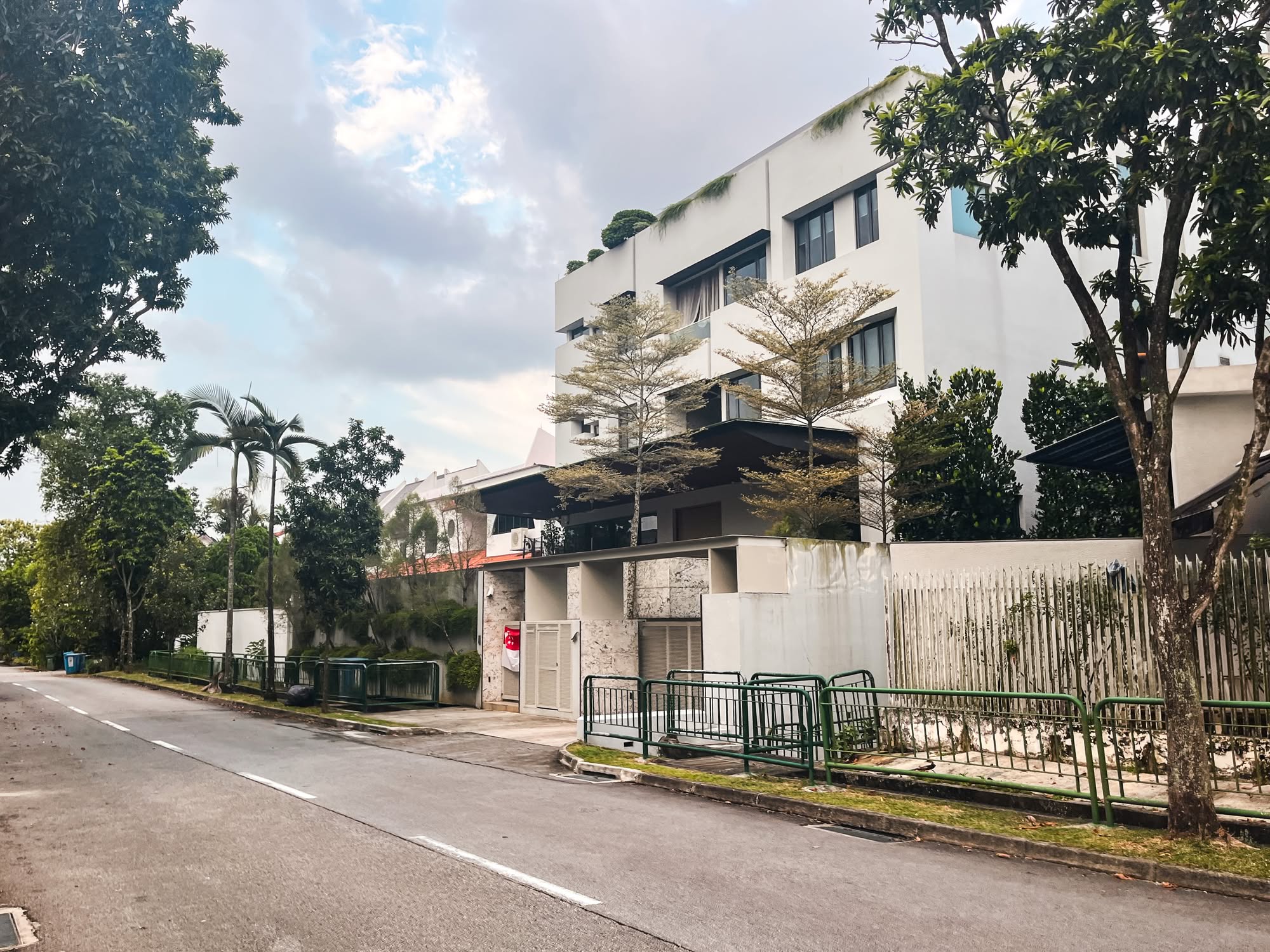 Lim Tai See 6492