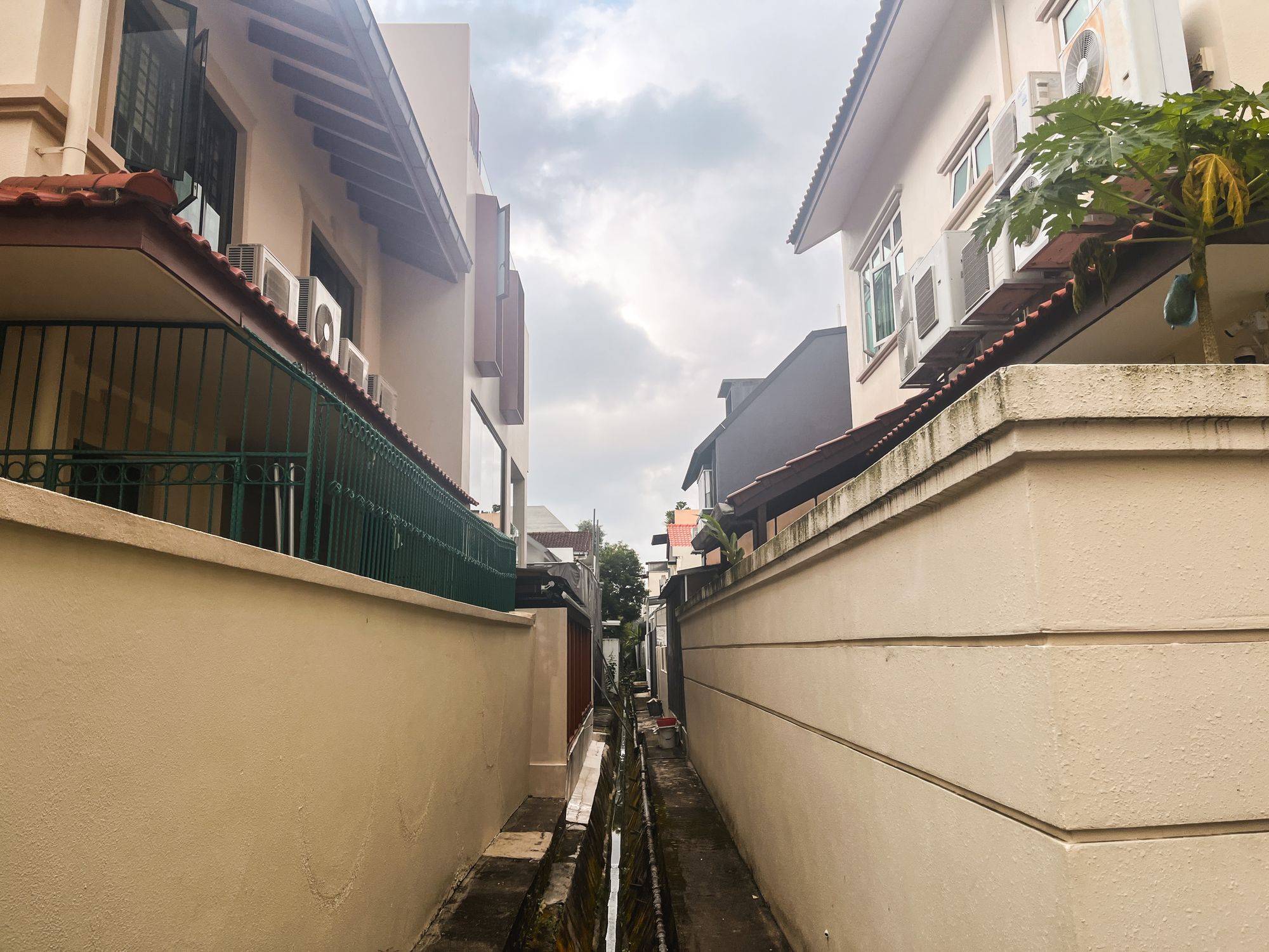 Jalan Kembang Melati 6772