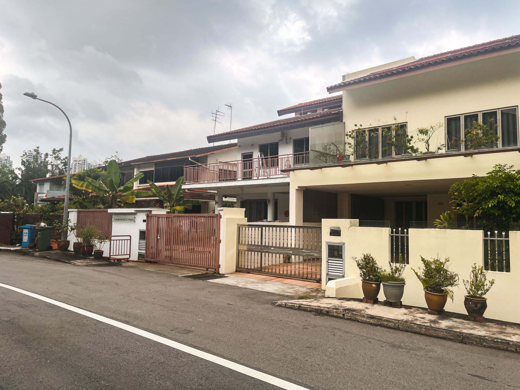 Jalan Kembang Melati 6830