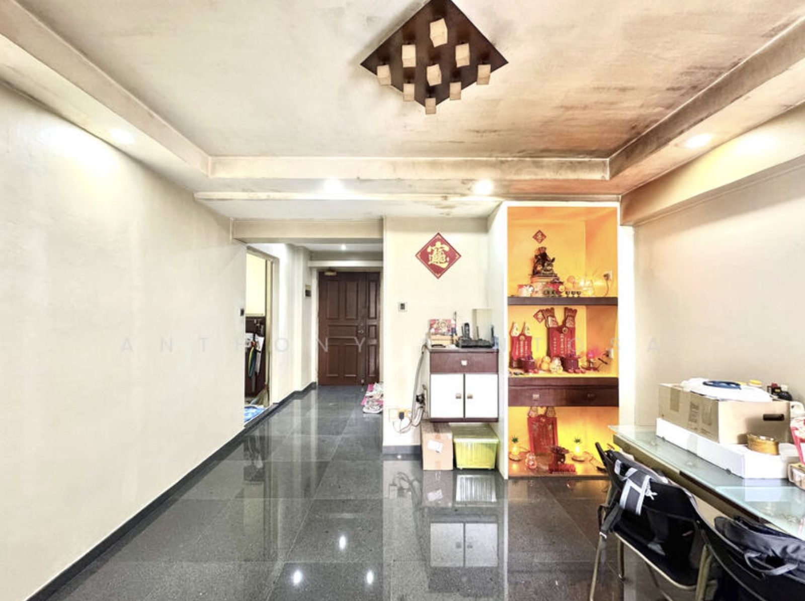 484 Admiralty Link Front Entrance View