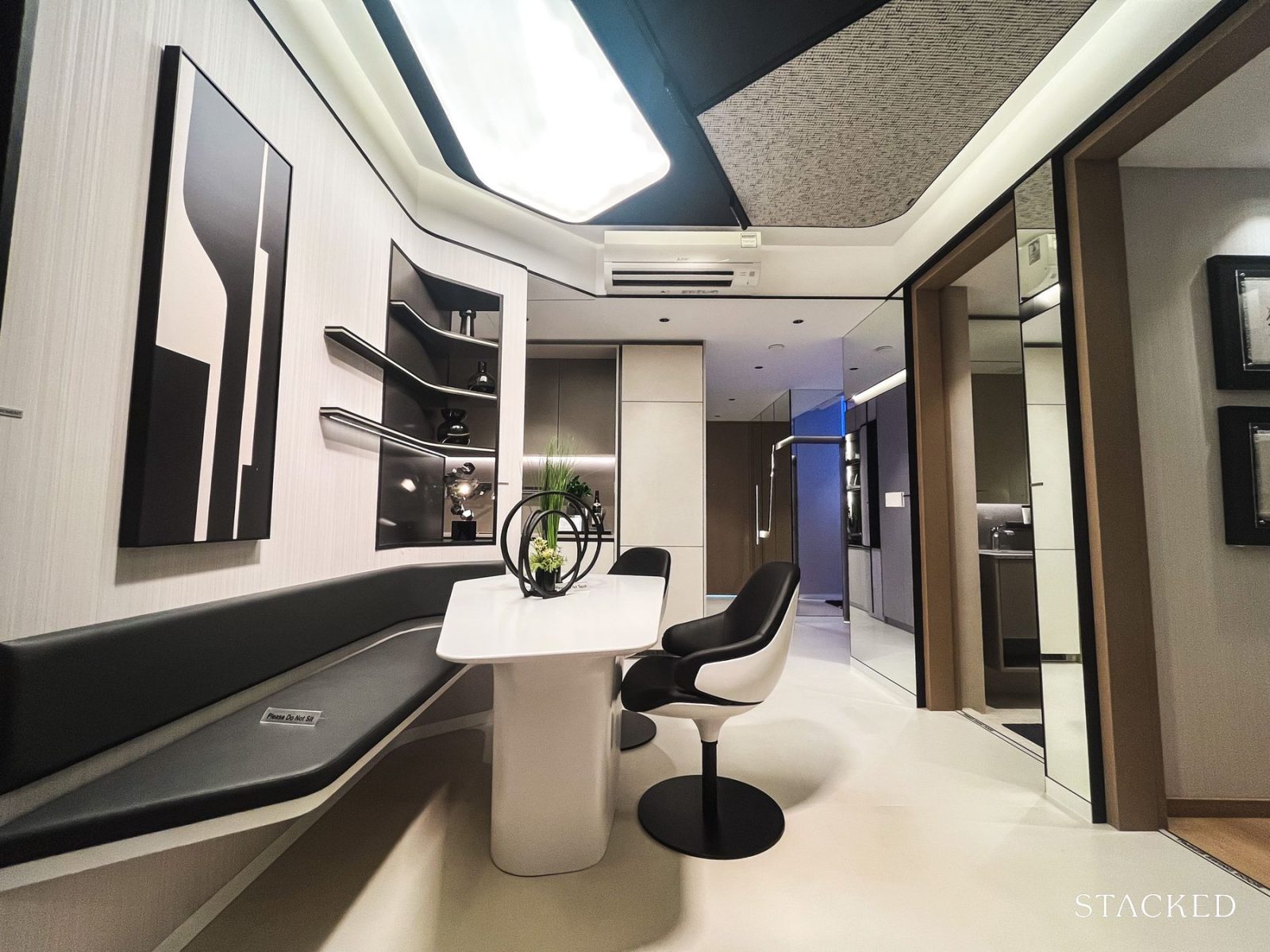 Zyon Grand 2BR Premium + Study 40