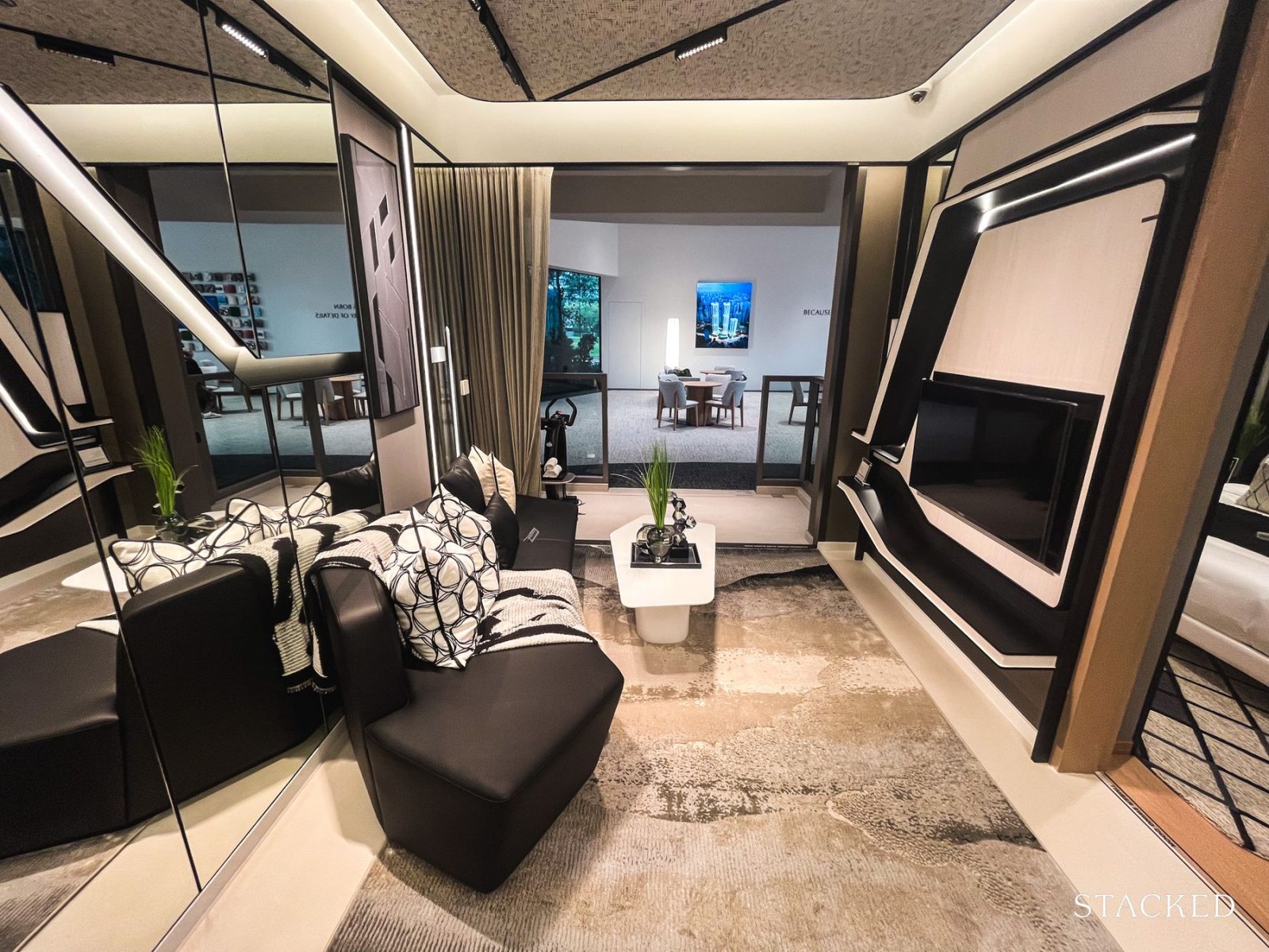 Zyon Grand 2BR Premium + Study 49