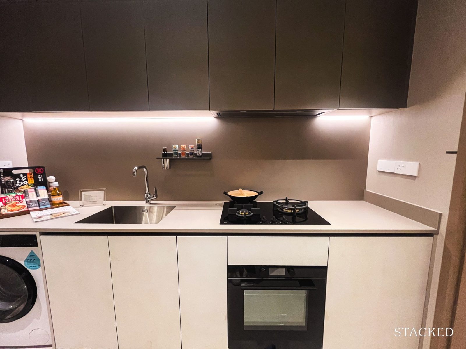 Zyon Grand 3BR Premium + Study 29