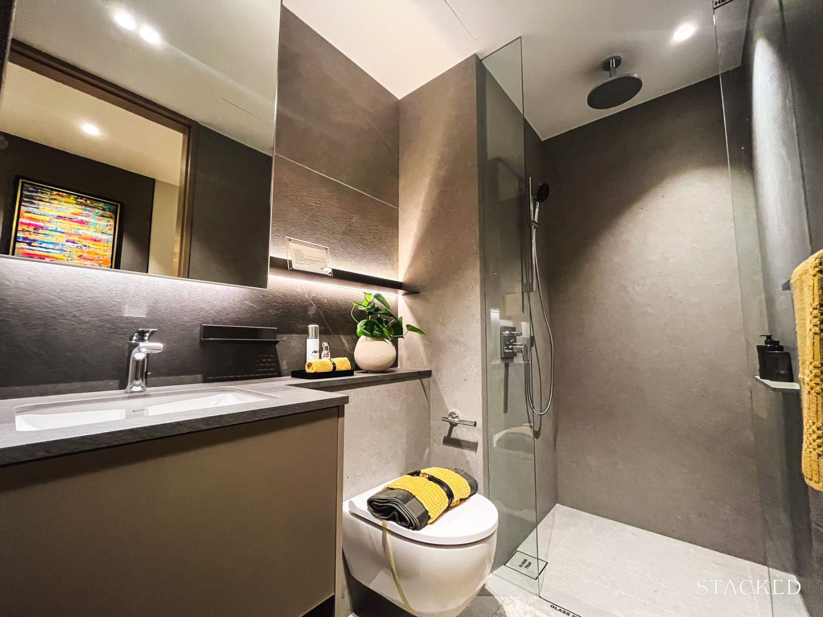 Zyon Grand 4BR Supreme with Private Lift 77