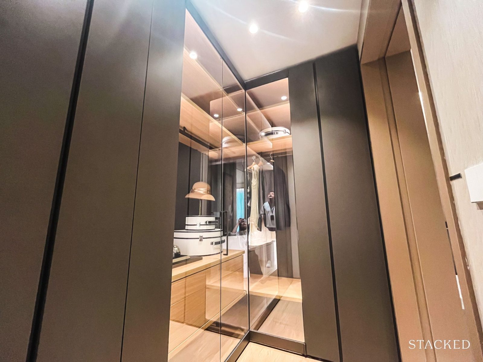 Zyon Grand 4BR Supreme with Private Lift 131