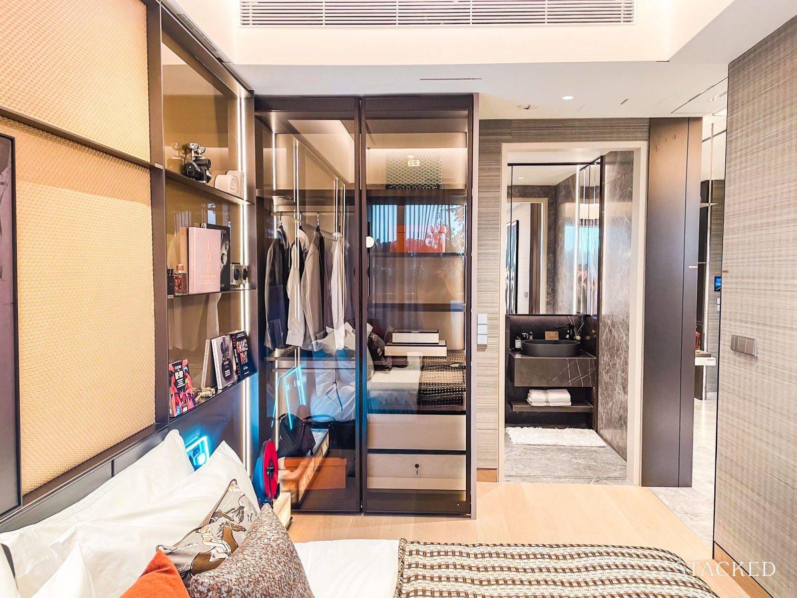 W Residences Marina 1 Bedroom 61