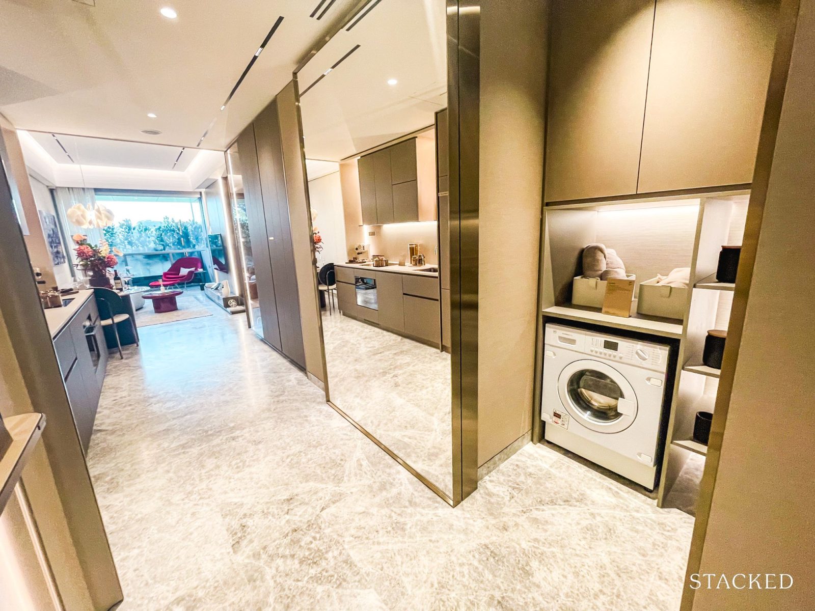 W Residences Marina 2 Bedroom 5