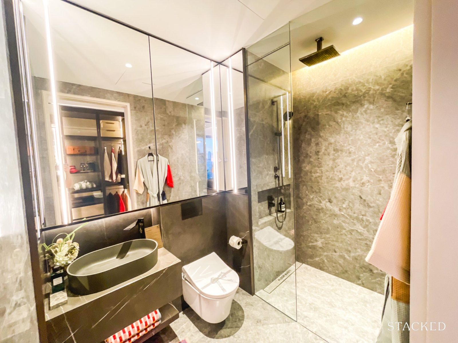 W Residences Marina 3 Bedroom 82
