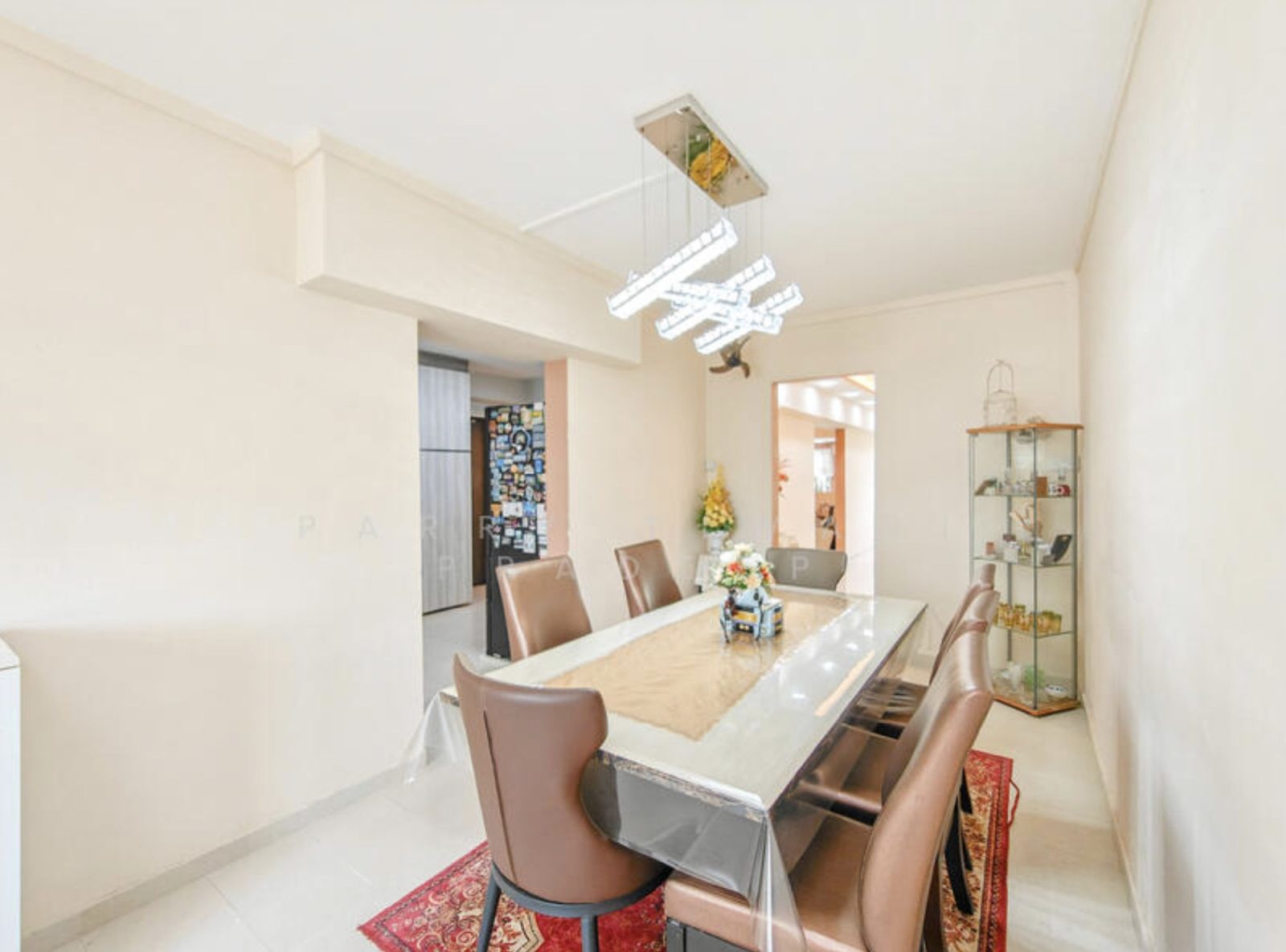 308 Woodlands Avenue 1 2