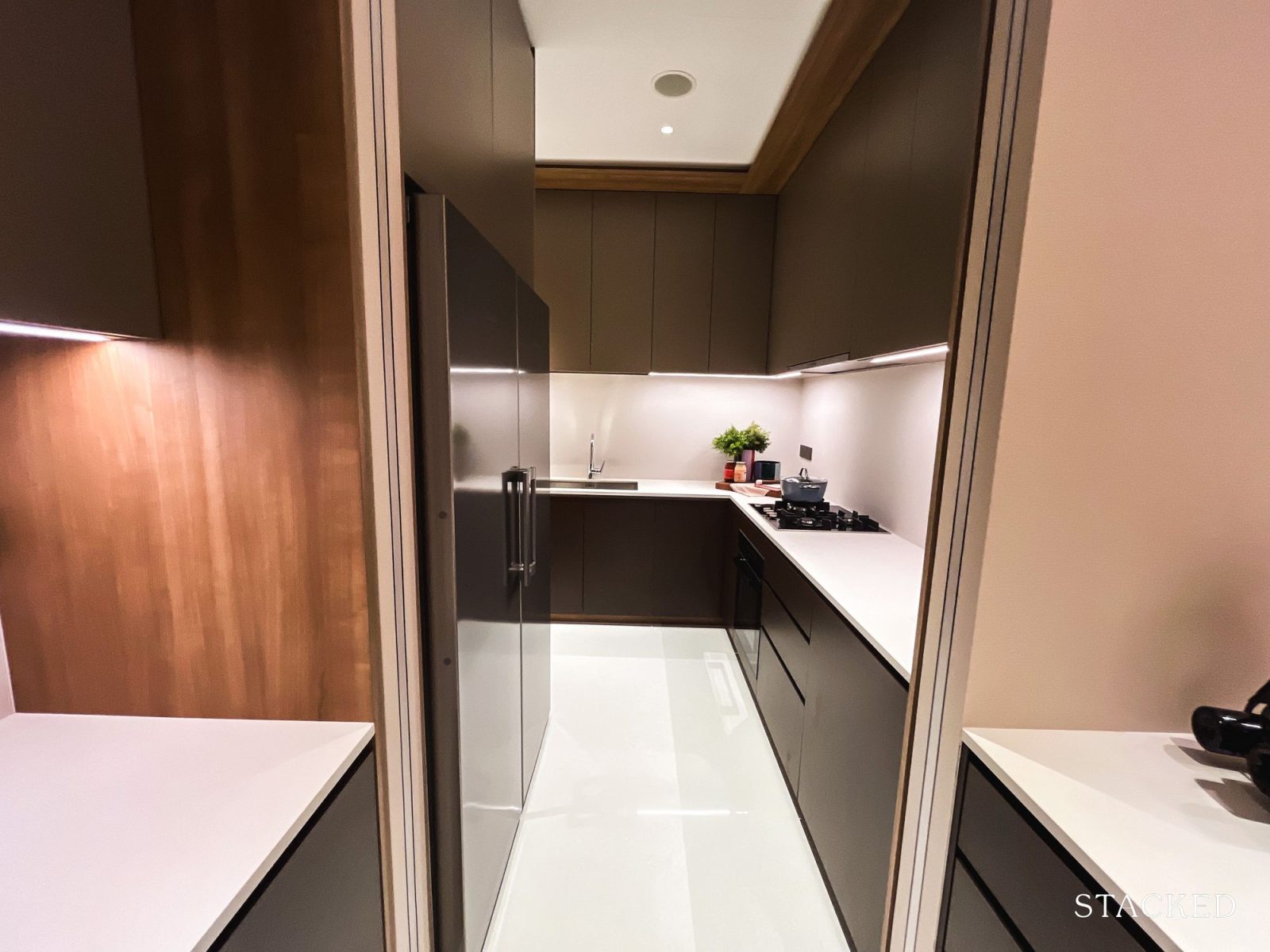 The Sen 4 Bedroom + Study 18