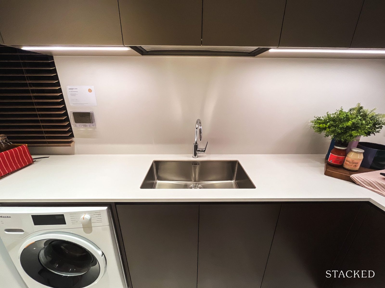 The Sen 4 Bedroom + Study 25