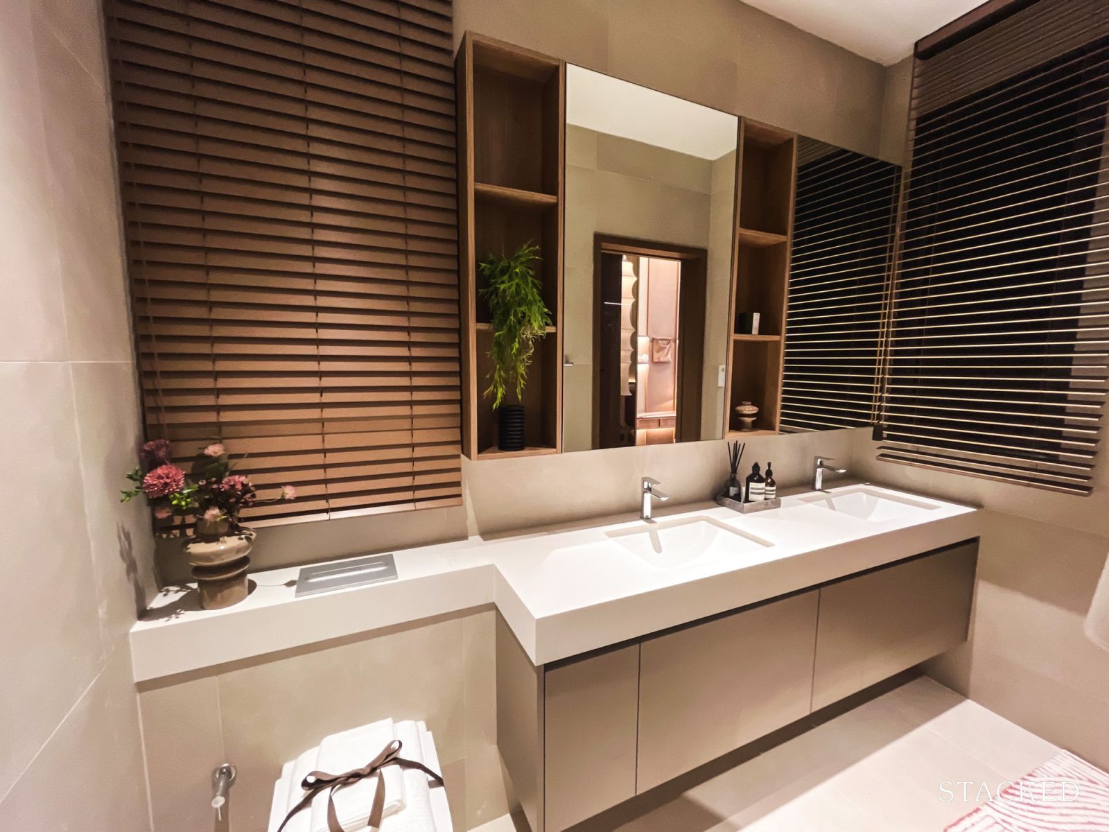 The Sen 4 Bedroom + Study 114