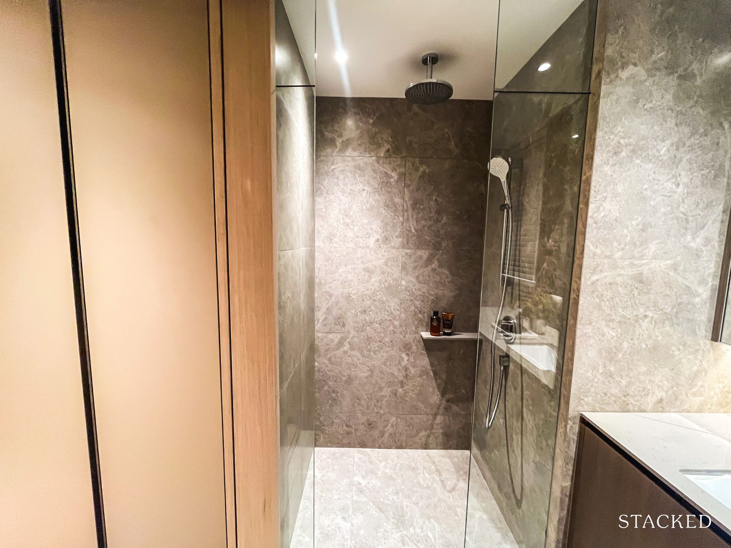 Coastal Cabana EC 5 Bedroom Premium 80