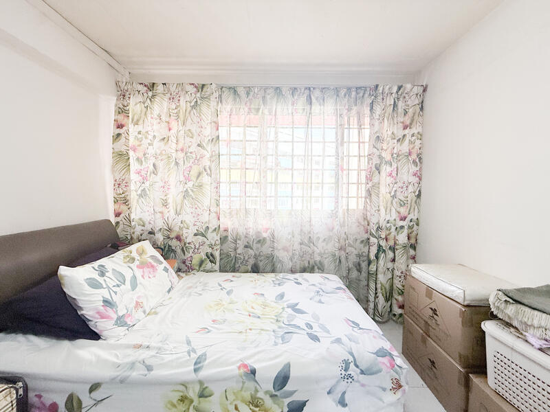 240 Yishun Ring Road Sembawang Yishun 4